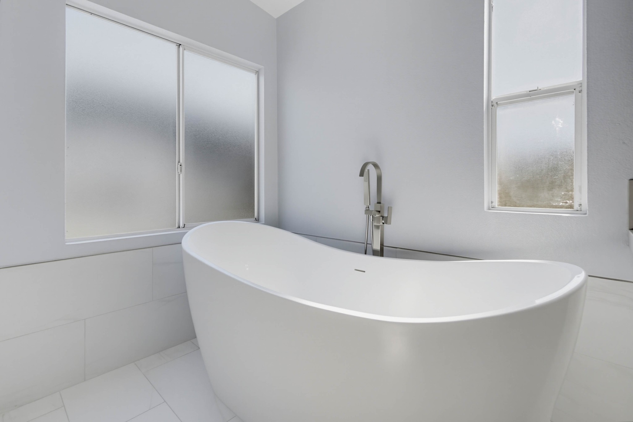 Virtual tour photo 31 of 44 for 1575 W Valley Pkwy