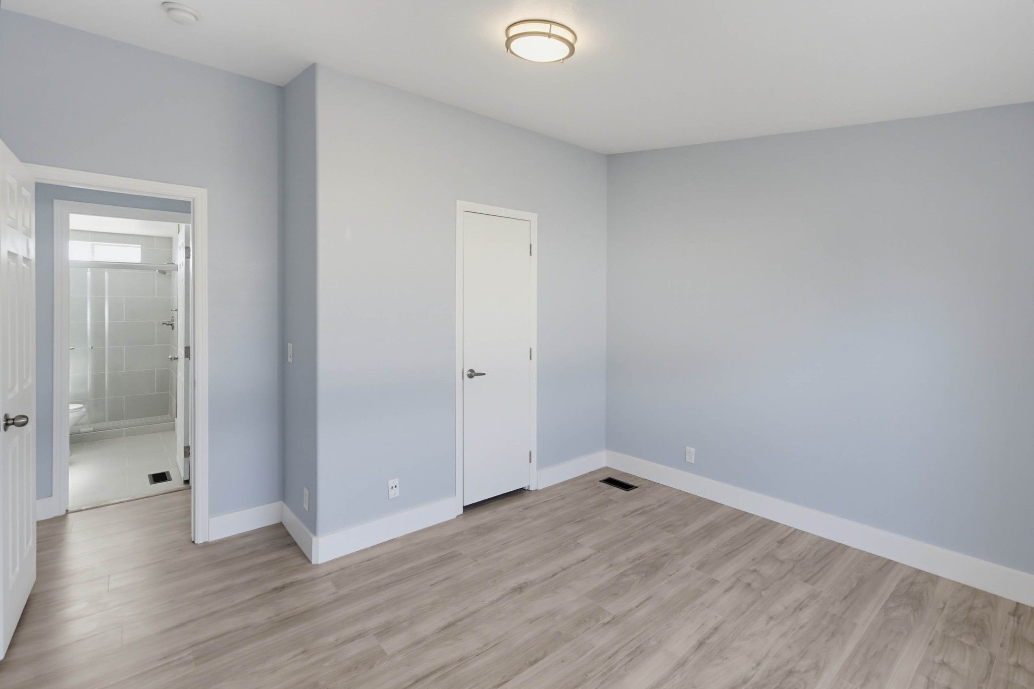 Virtual tour photo 35 of 44 for 1575 W Valley Pkwy