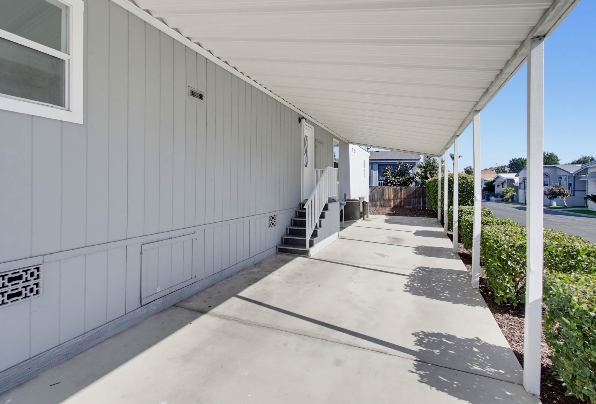 Virtual tour photo 39 of 44 for 1575 W Valley Pkwy