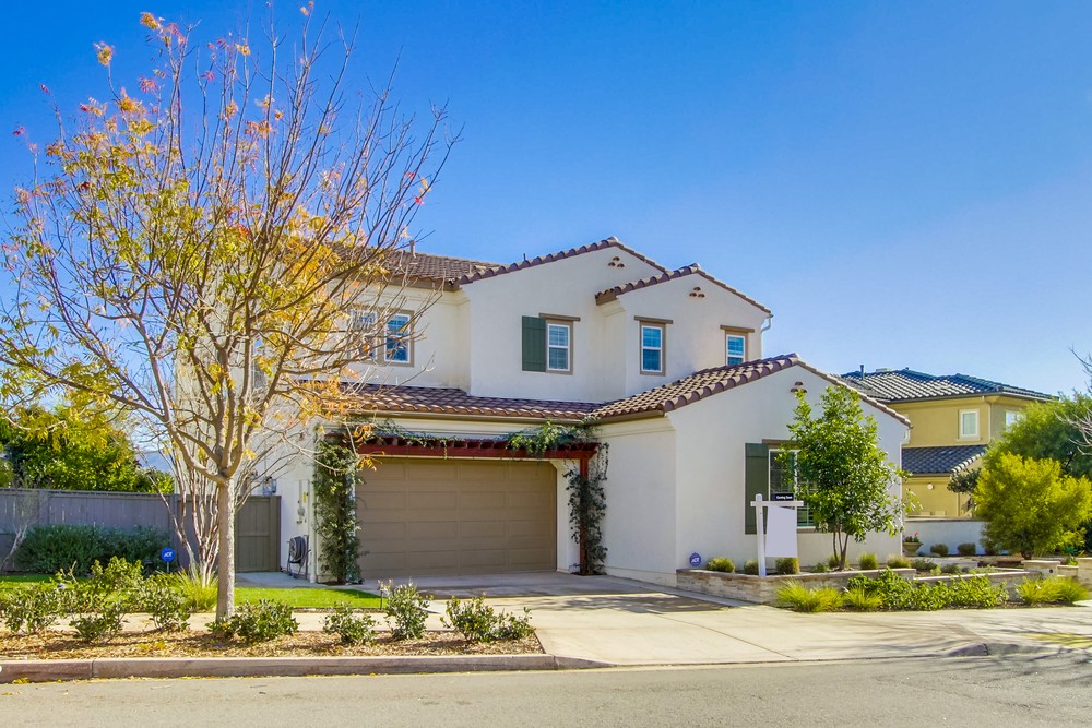 Virtual tour photo 3 of 79 for 15751 Kristen Glen