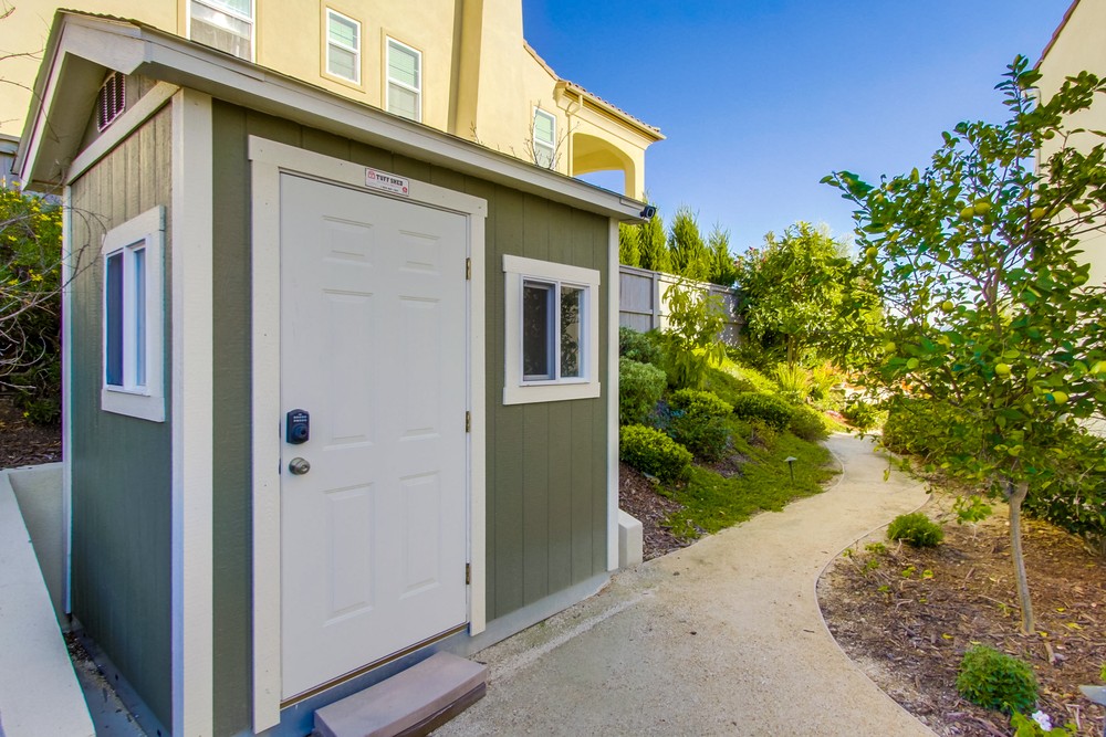 Virtual tour photo 69 of 79 for 15751 Kristen Glen