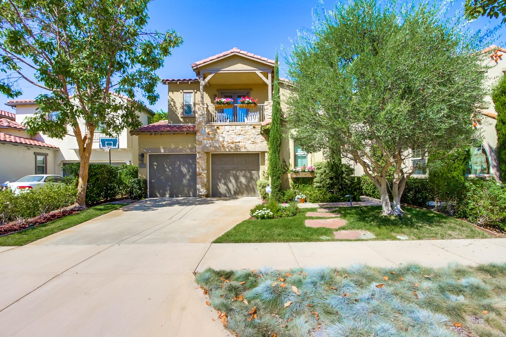 Virtual tour photo 3 of 38 for 15752 Via Montenero