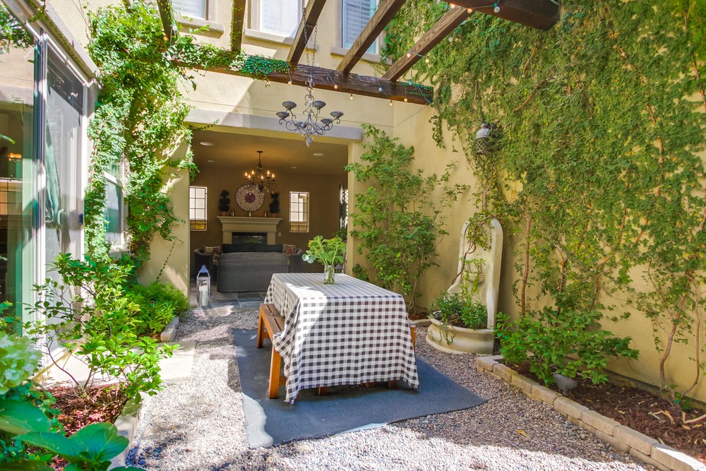 Virtual tour photo 24 of 38 for 15752 Via Montenero