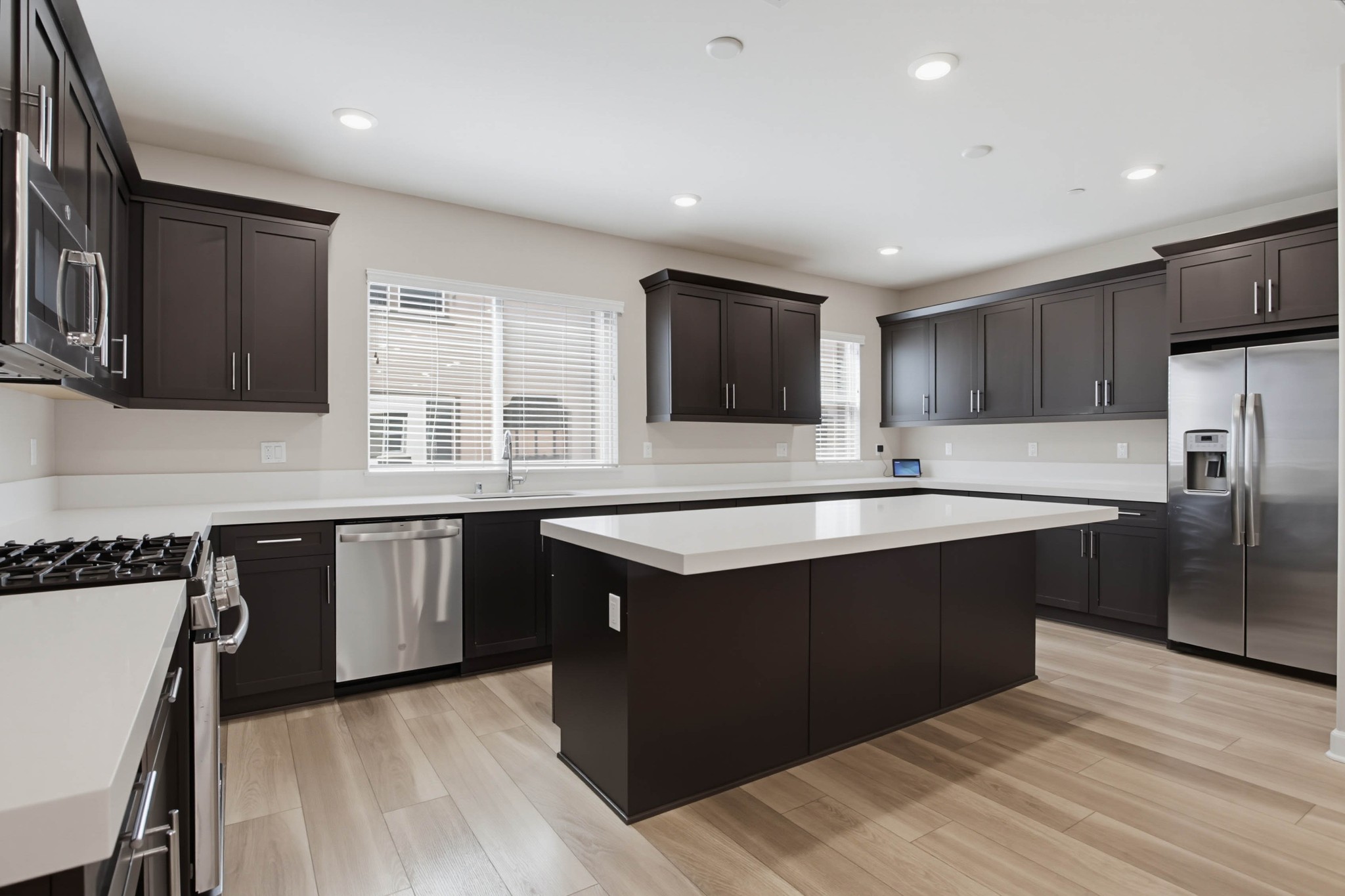 Virtual tour photo 14 of 57 for 1577 Castillo Way #7