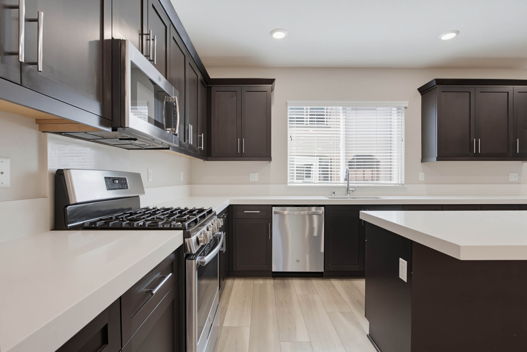 Virtual tour photo 18 of 57 for 1577 Castillo Way #7