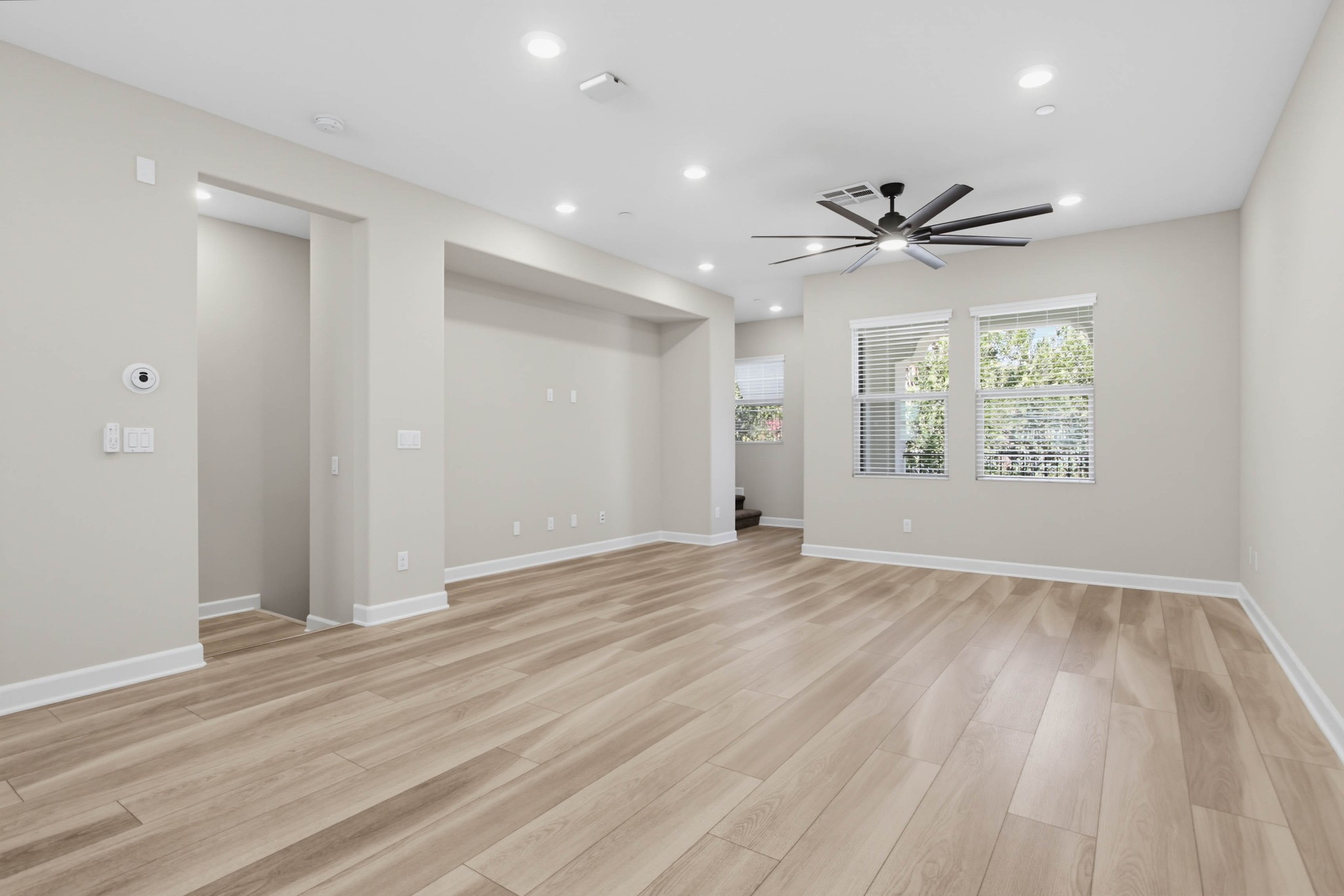 Virtual tour photo 21 of 57 for 1577 Castillo Way #7