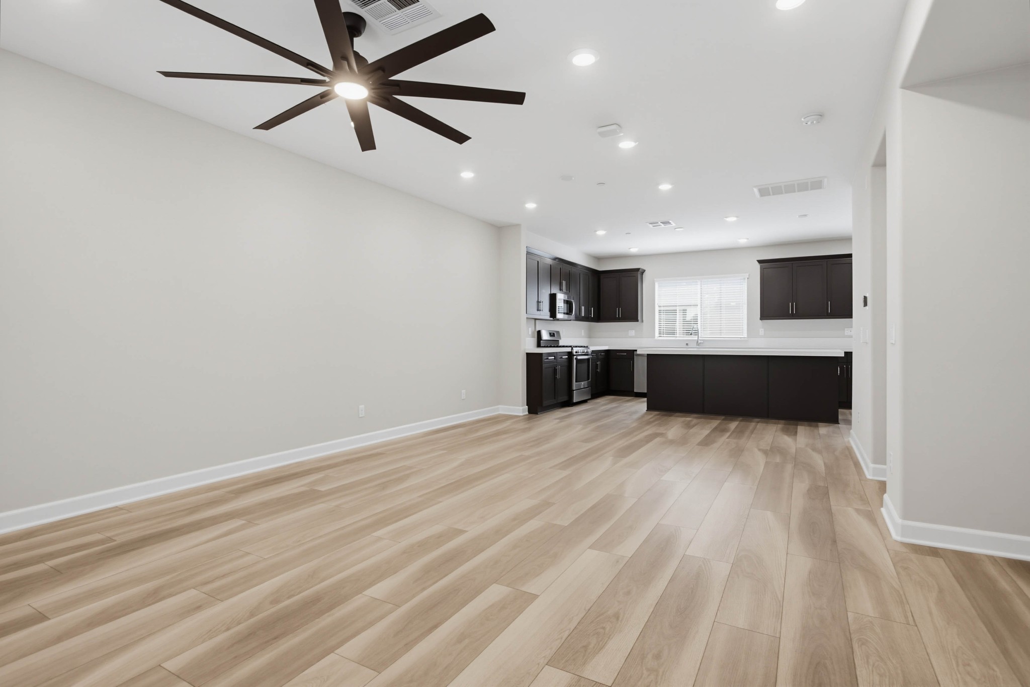 Virtual tour photo 23 of 57 for 1577 Castillo Way #7