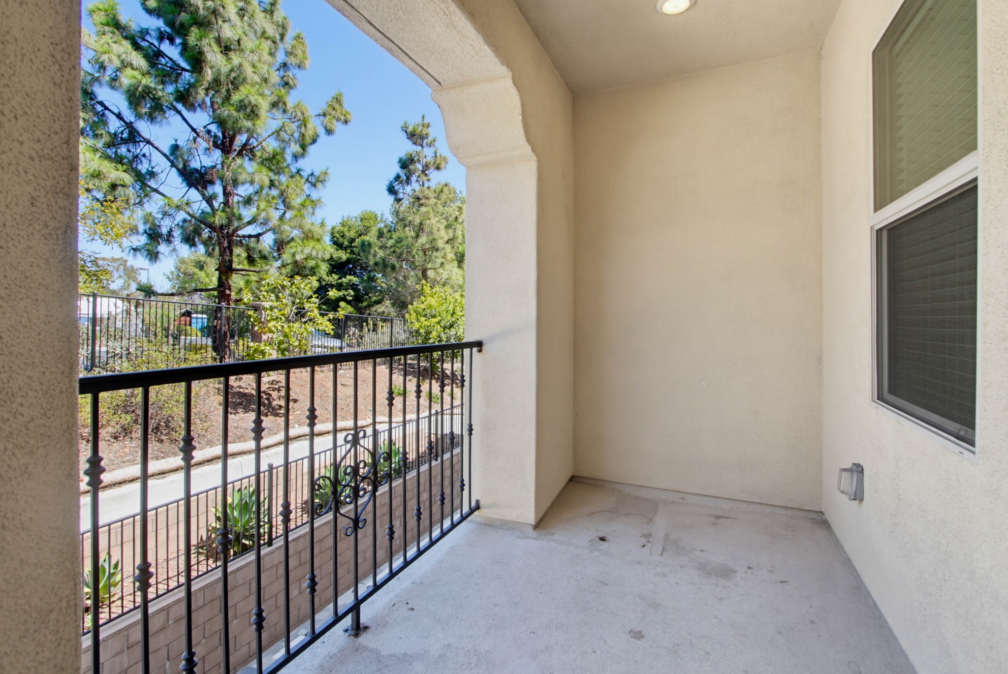 Virtual tour photo 28 of 57 for 1577 Castillo Way #7