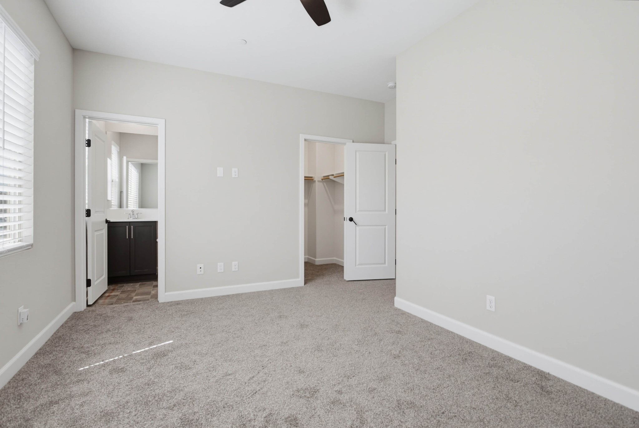 Virtual tour photo 43 of 57 for 1577 Castillo Way #7