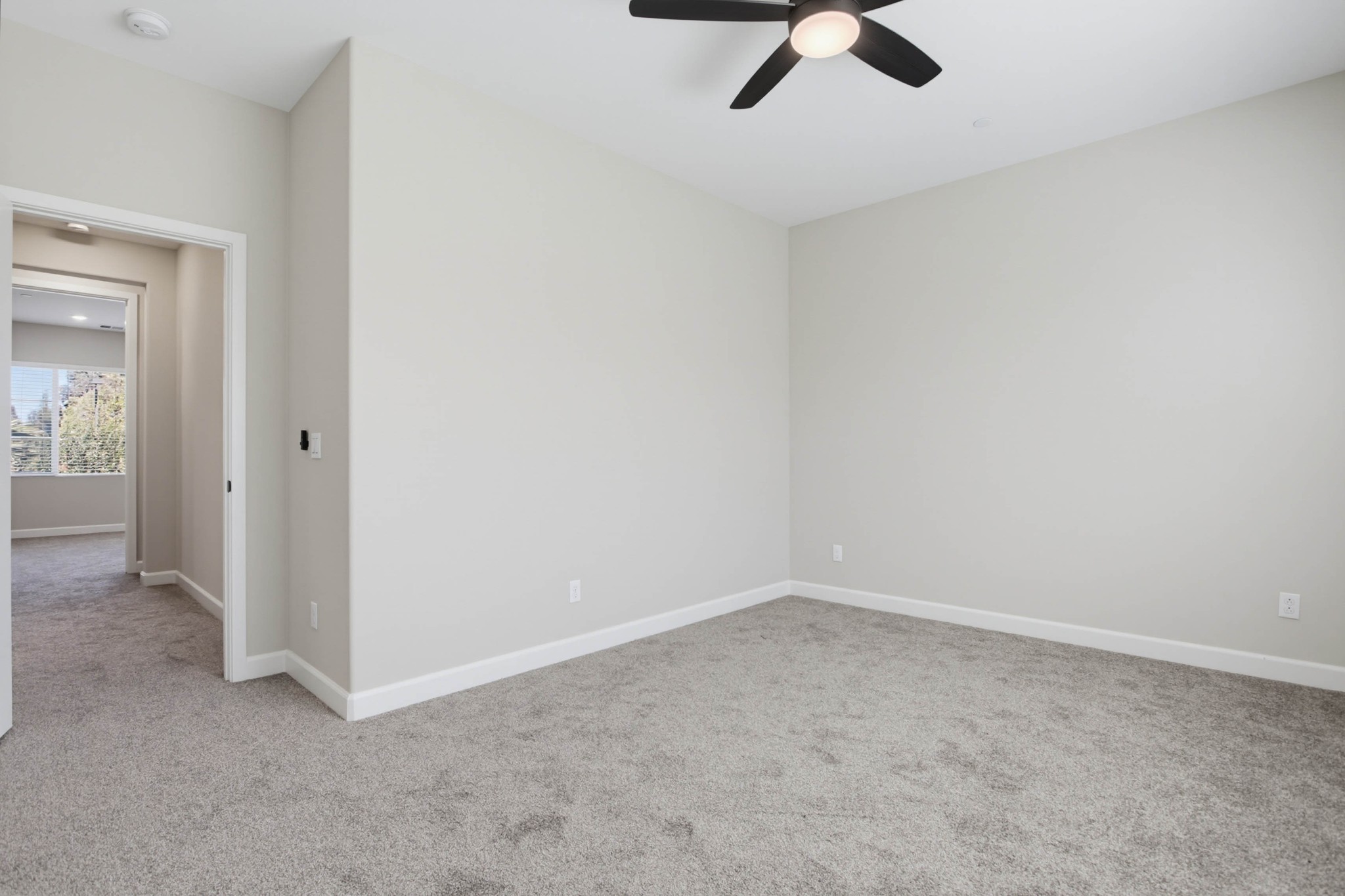 Virtual tour photo 44 of 57 for 1577 Castillo Way #7