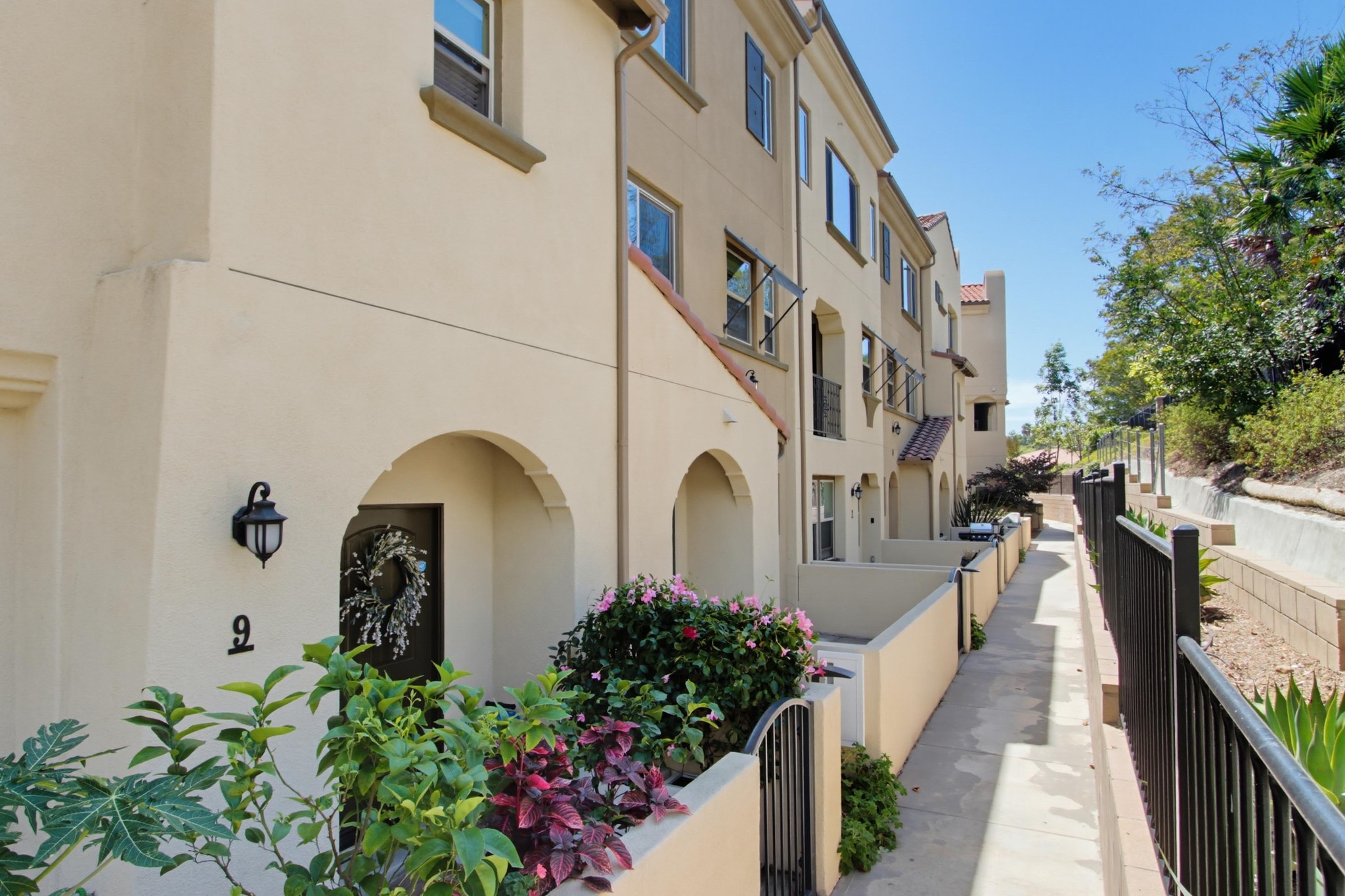 Virtual tour photo 1 of 56 for 1577 Castillo Way #8