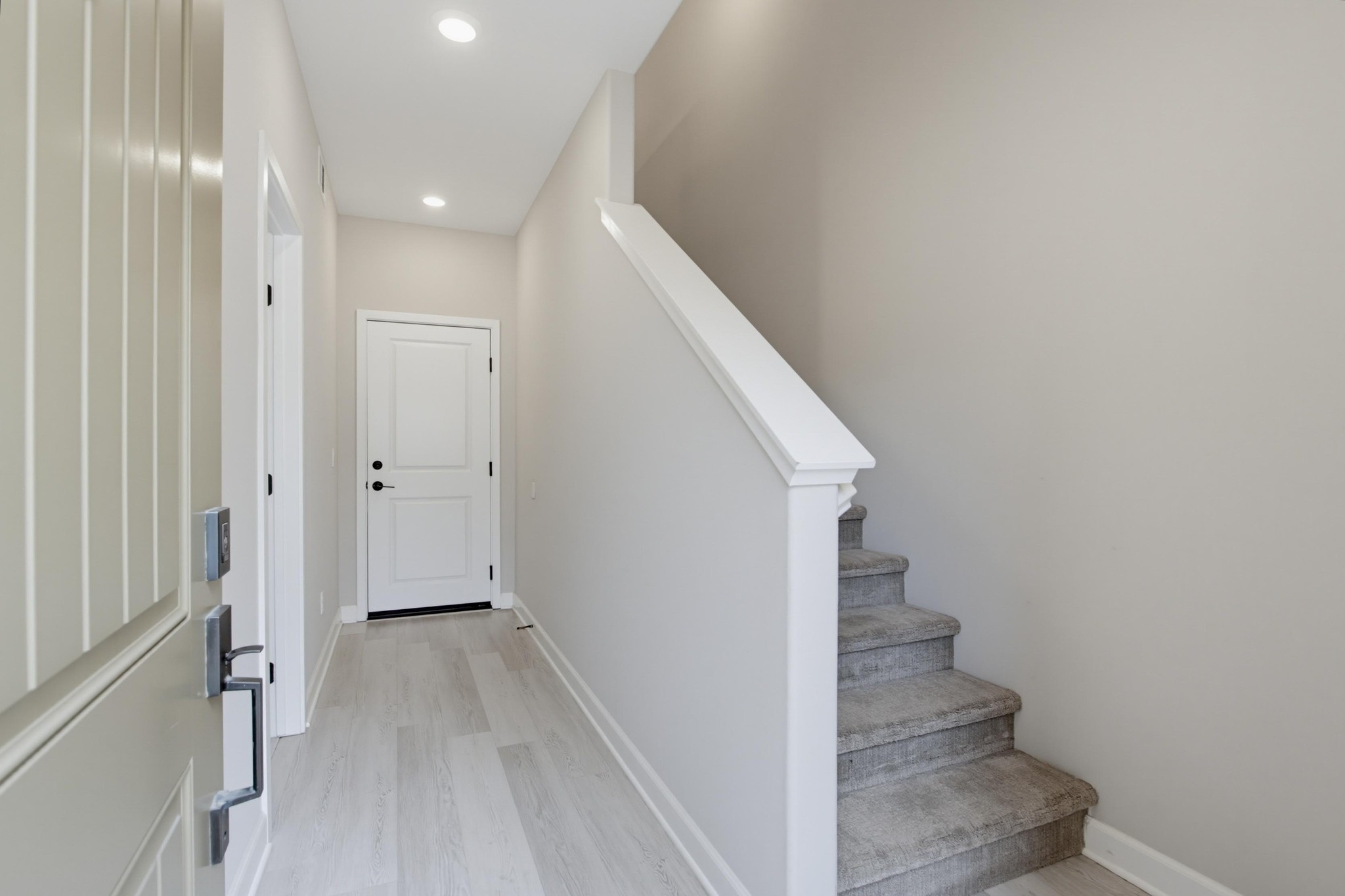 Virtual tour photo 7 of 56 for 1577 Castillo Way #8