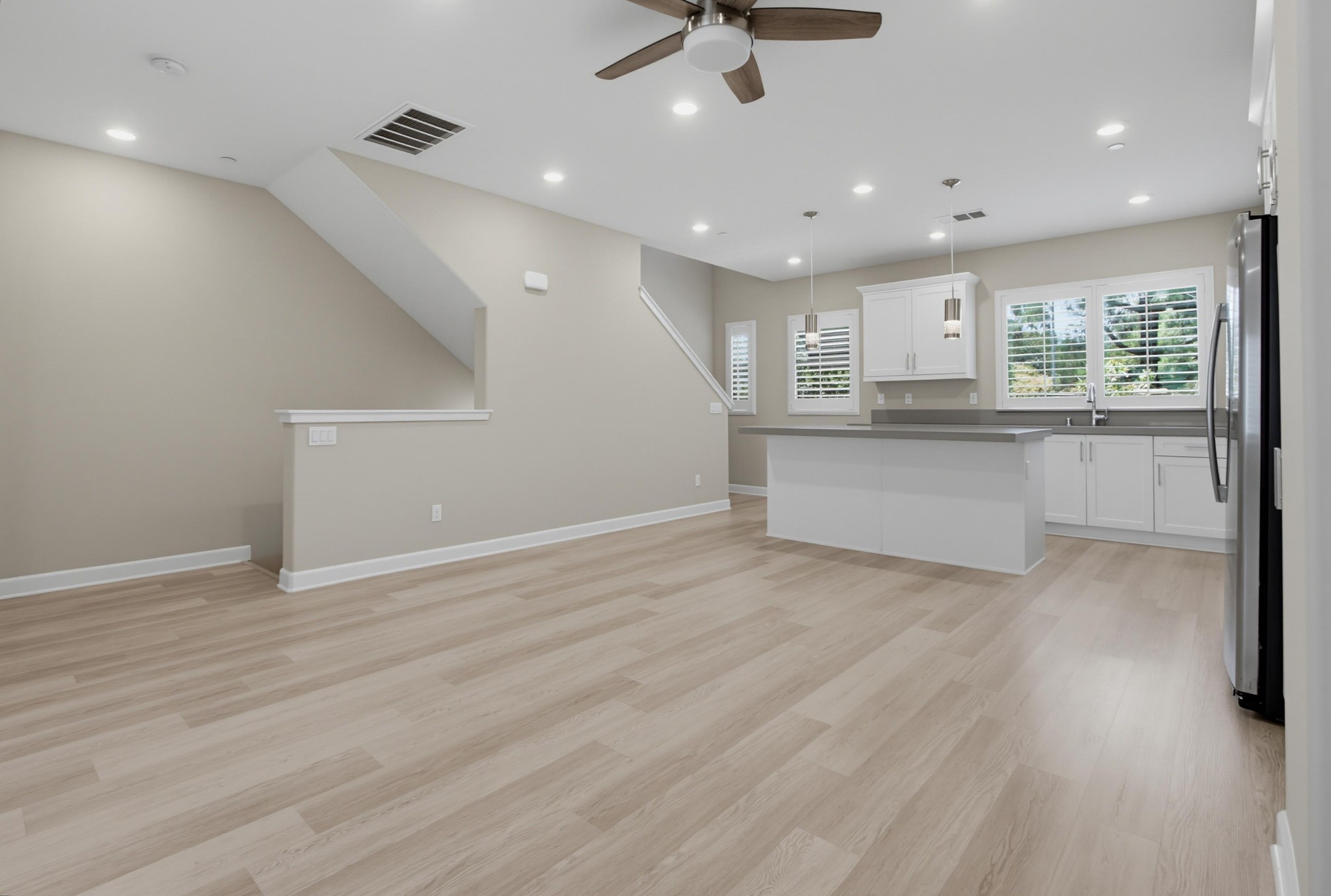 Virtual tour photo 9 of 56 for 1577 Castillo Way #8
