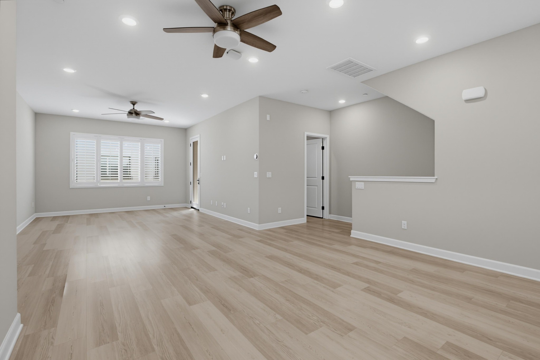 Virtual tour photo 16 of 56 for 1577 Castillo Way #8