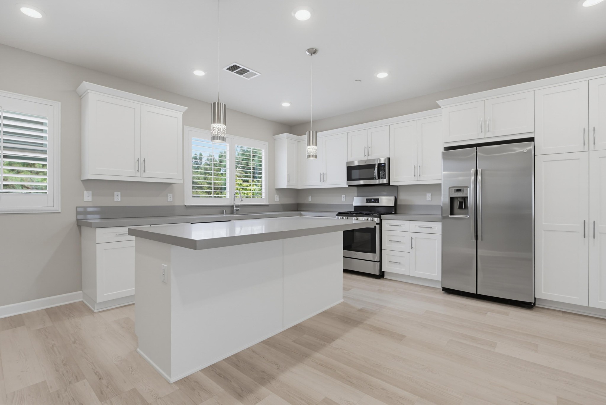 Virtual tour photo 18 of 56 for 1577 Castillo Way #8