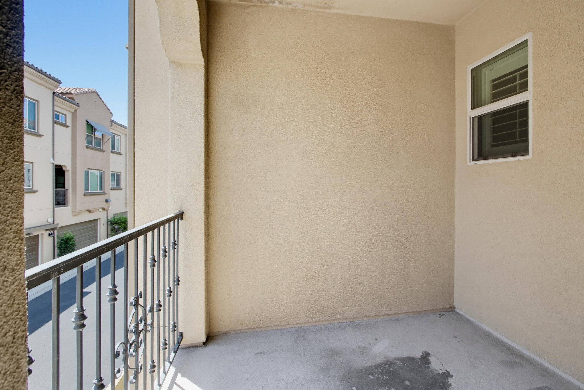 Virtual tour photo 28 of 56 for 1577 Castillo Way #8