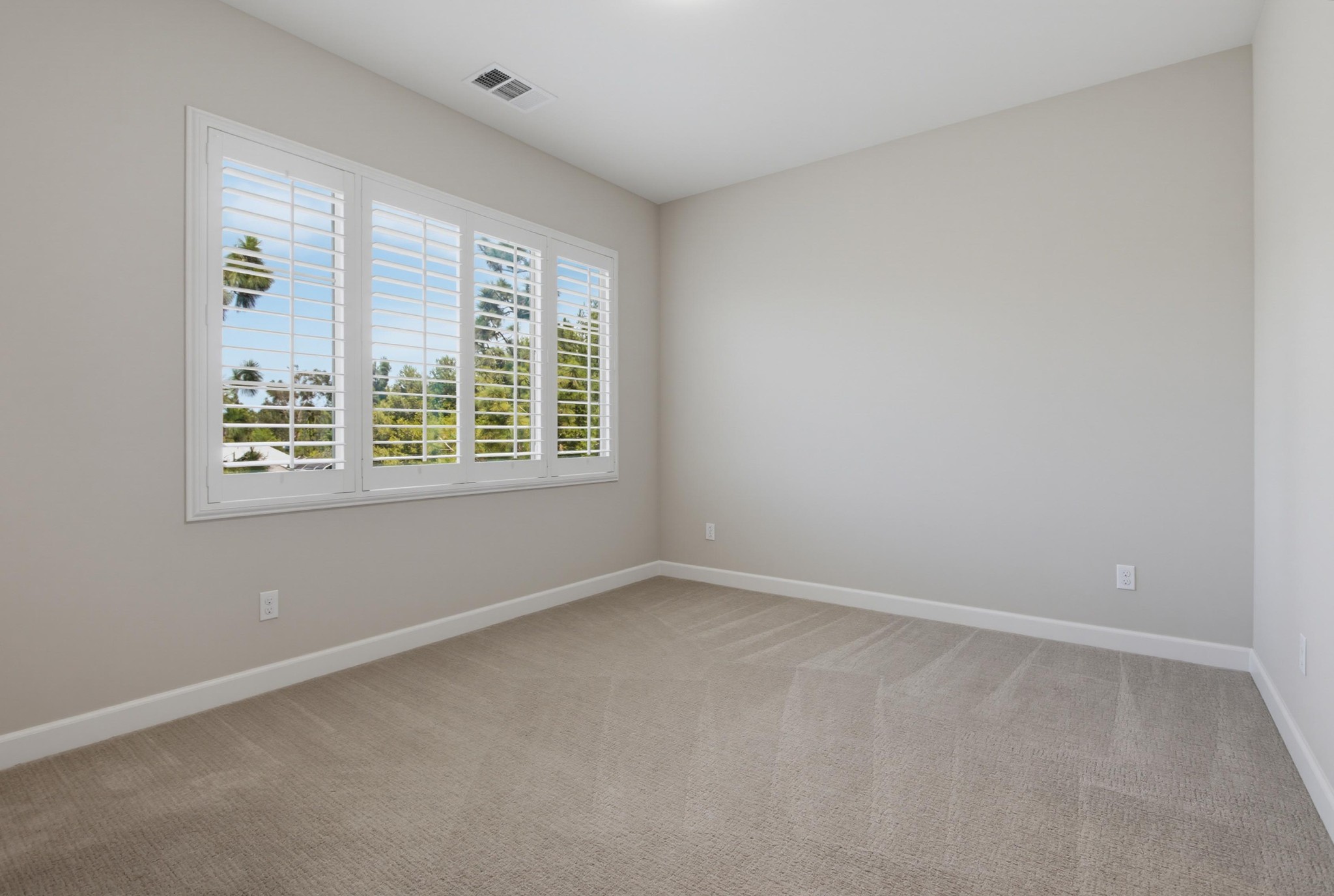Virtual tour photo 32 of 56 for 1577 Castillo Way #8
