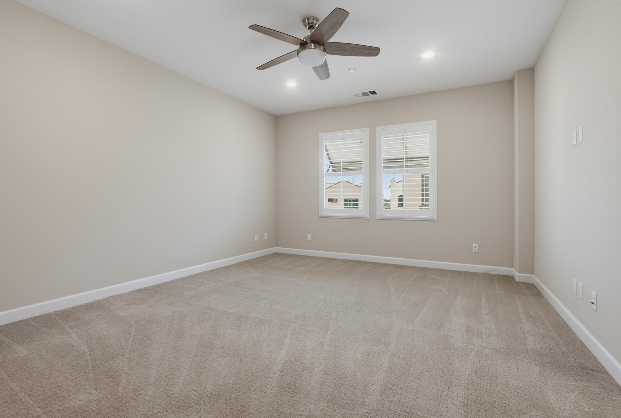Virtual tour photo 39 of 56 for 1577 Castillo Way #8
