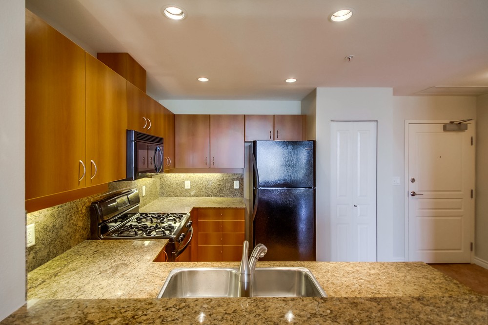 Virtual tour photo 14 of 42 for 1580 Union St #407