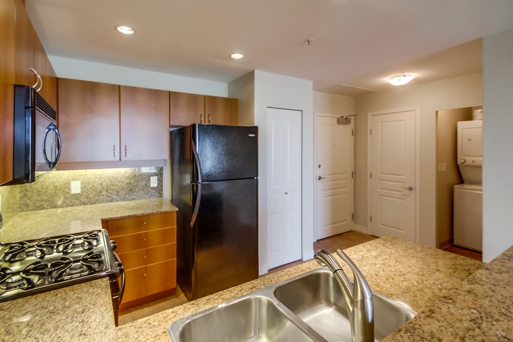 Virtual tour photo 15 of 42 for 1580 Union St #407