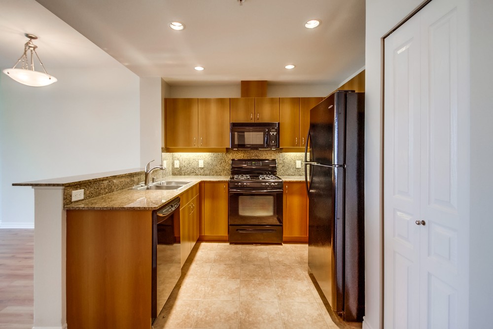 Virtual tour photo 16 of 42 for 1580 Union St #407