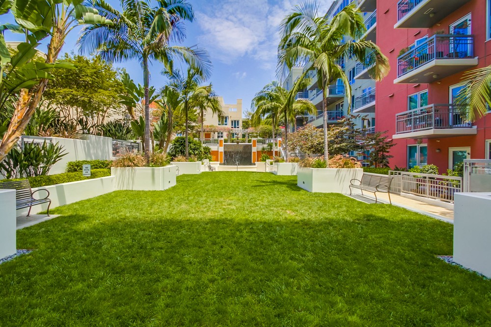 Virtual tour photo 32 of 42 for 1580 Union St #407