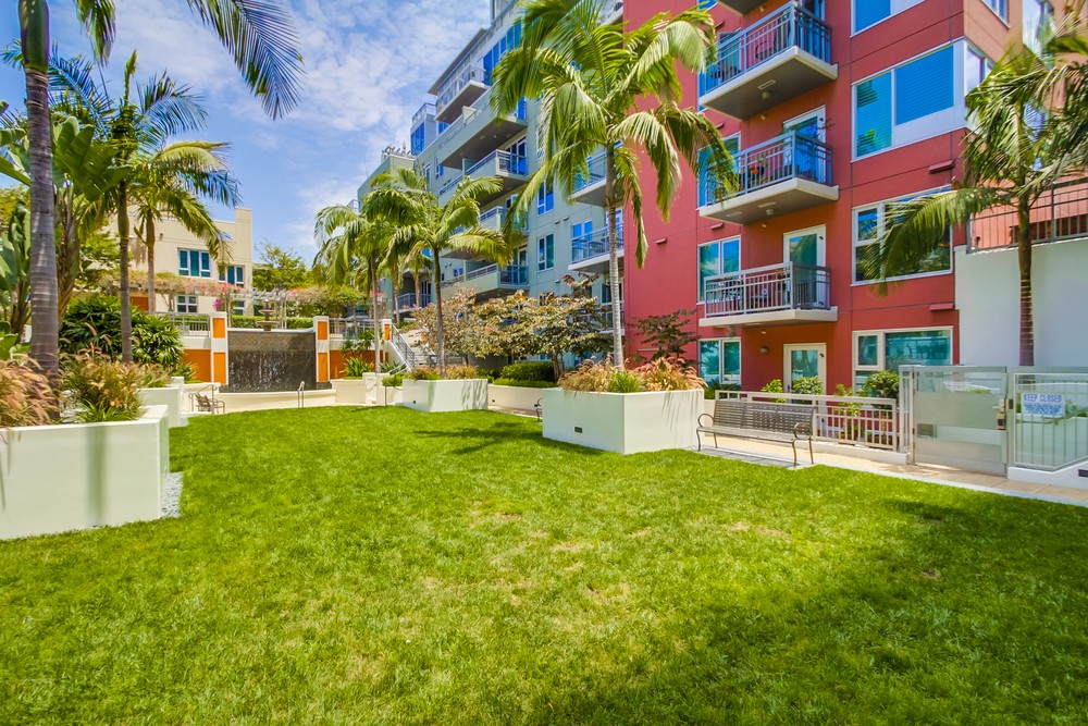 Virtual tour photo 33 of 42 for 1580 Union St #407