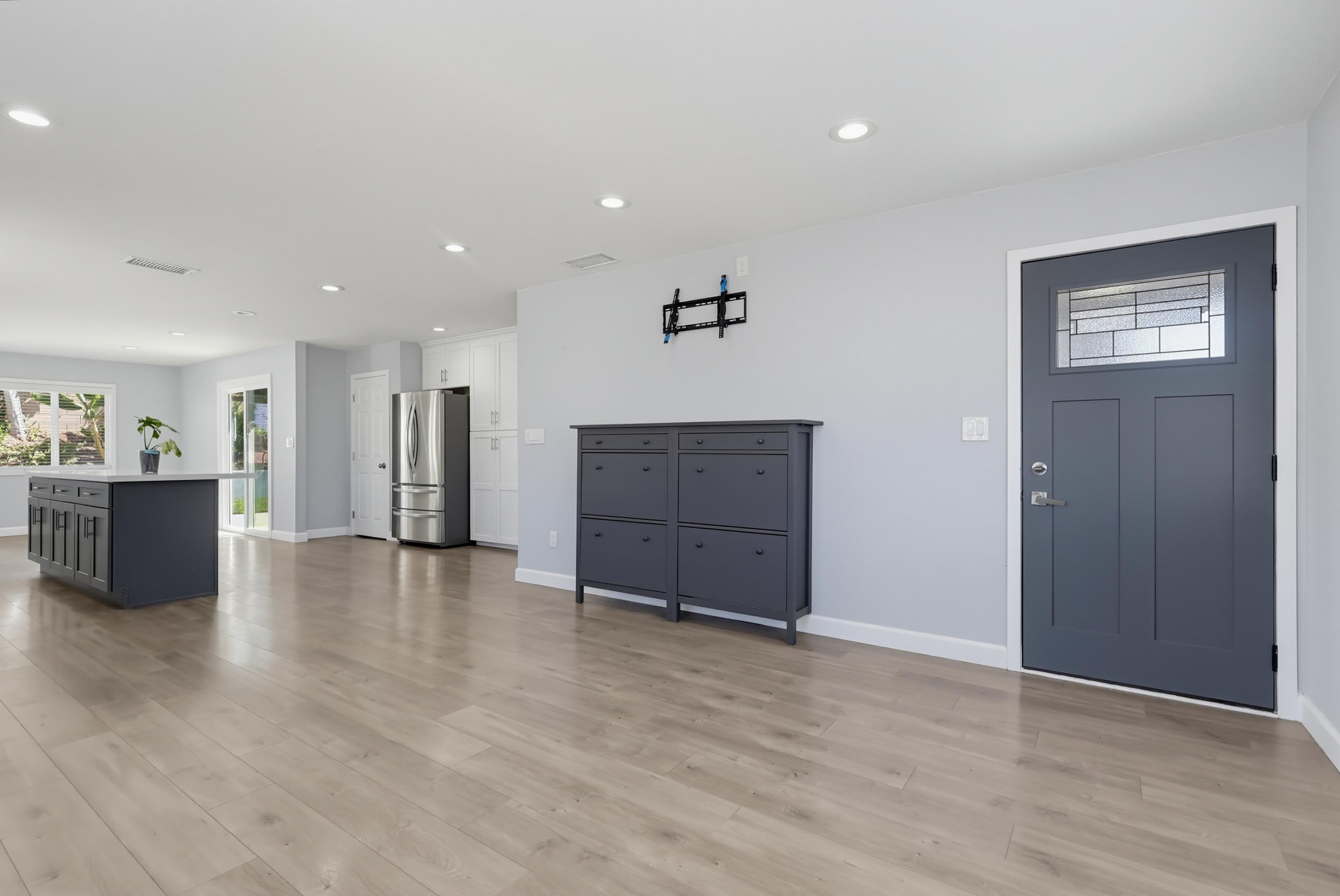 Virtual tour photo 10 of 67 for 15811 Rosalita Dr