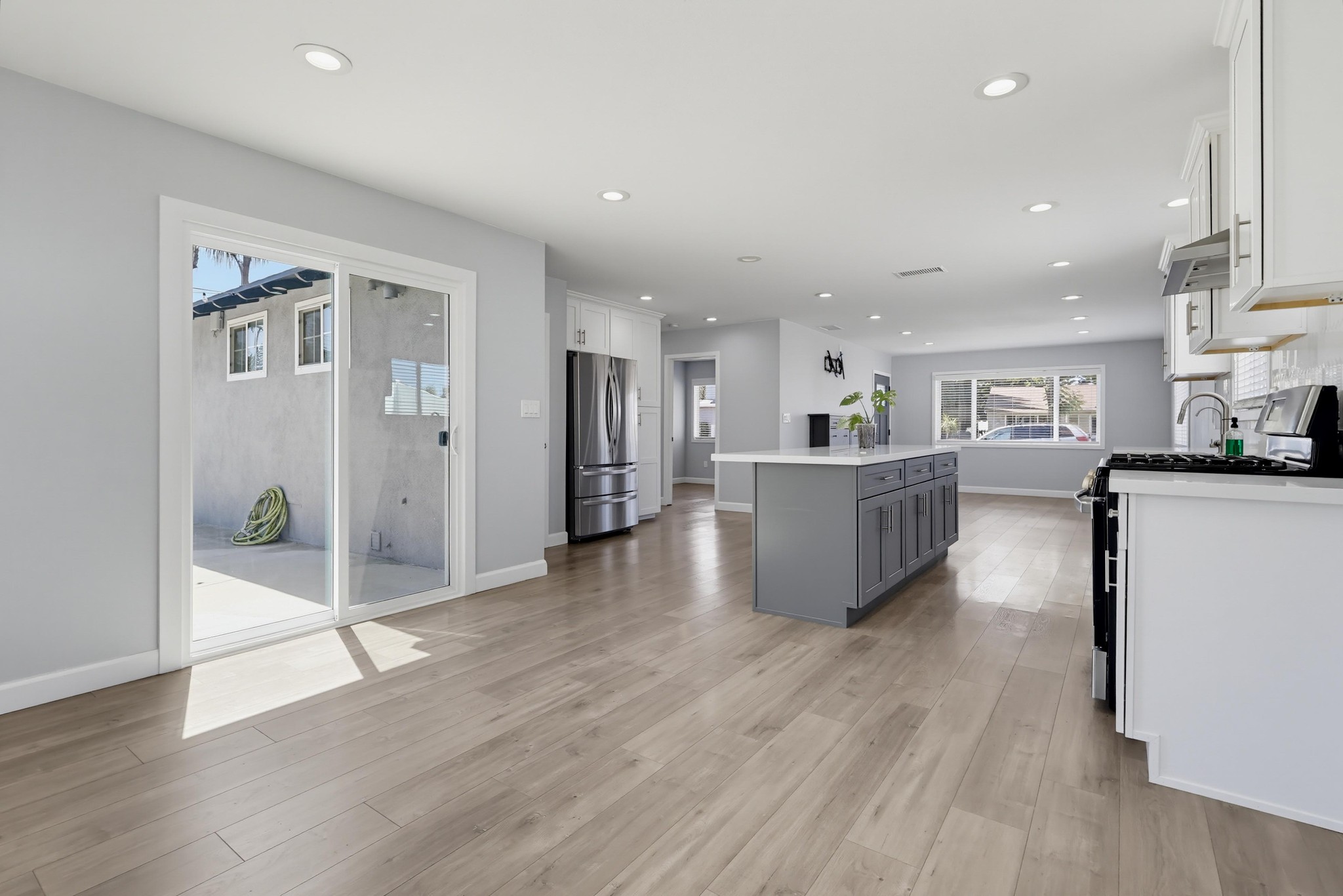 Virtual tour photo 26 of 67 for 15811 Rosalita Dr