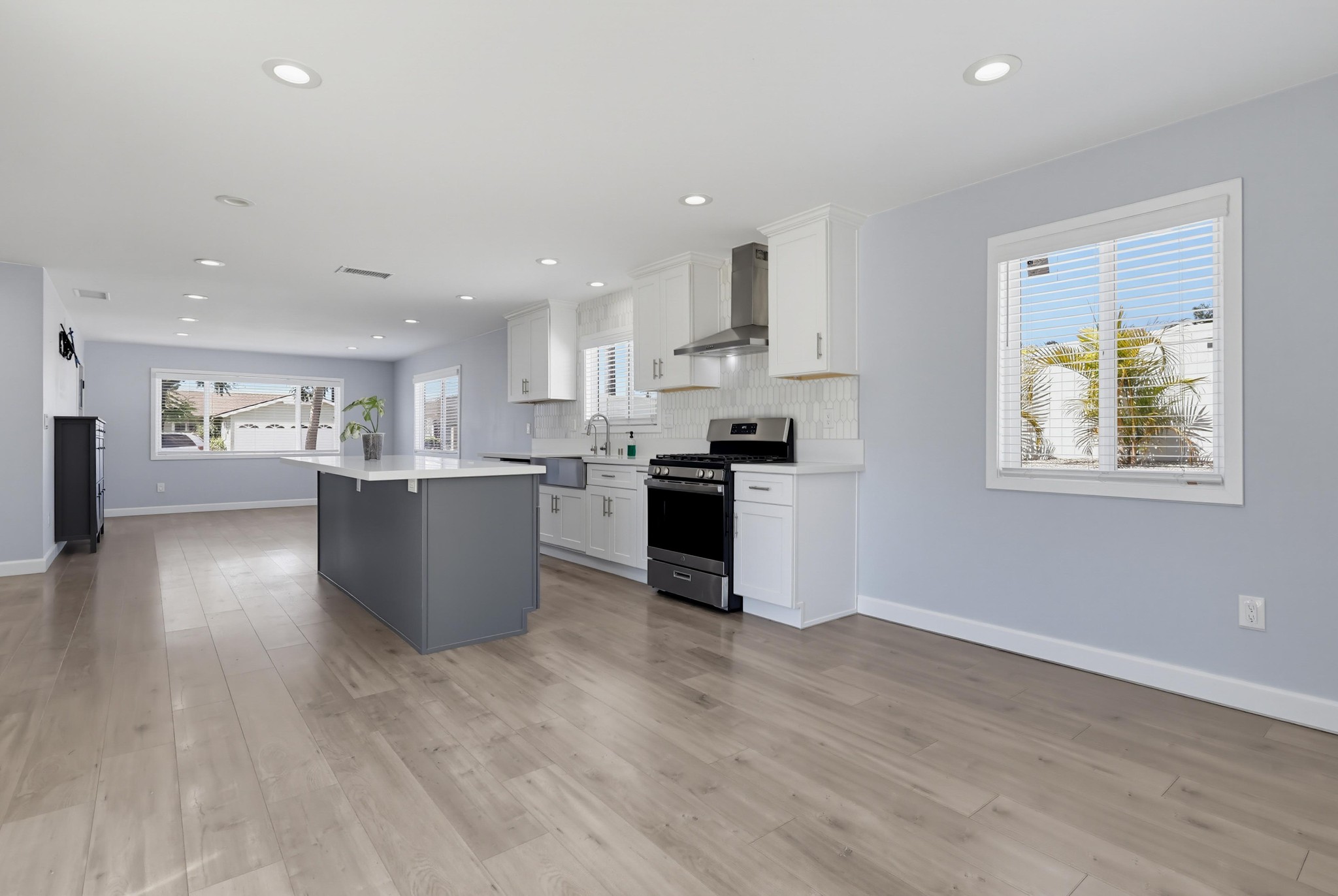 Virtual tour photo 28 of 67 for 15811 Rosalita Dr