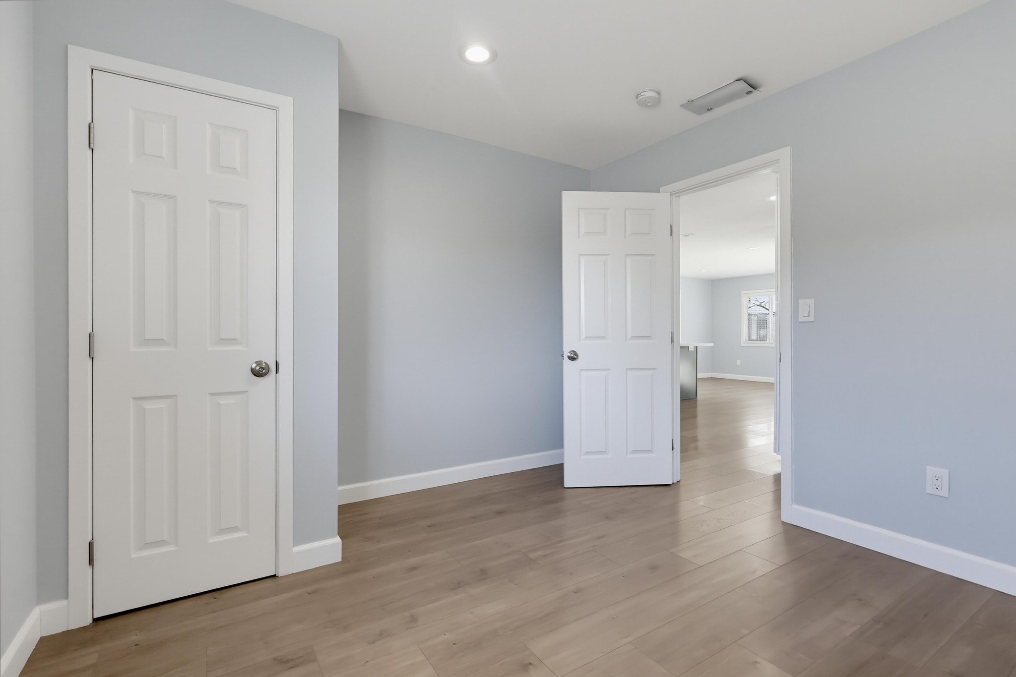 Virtual tour photo 32 of 67 for 15811 Rosalita Dr