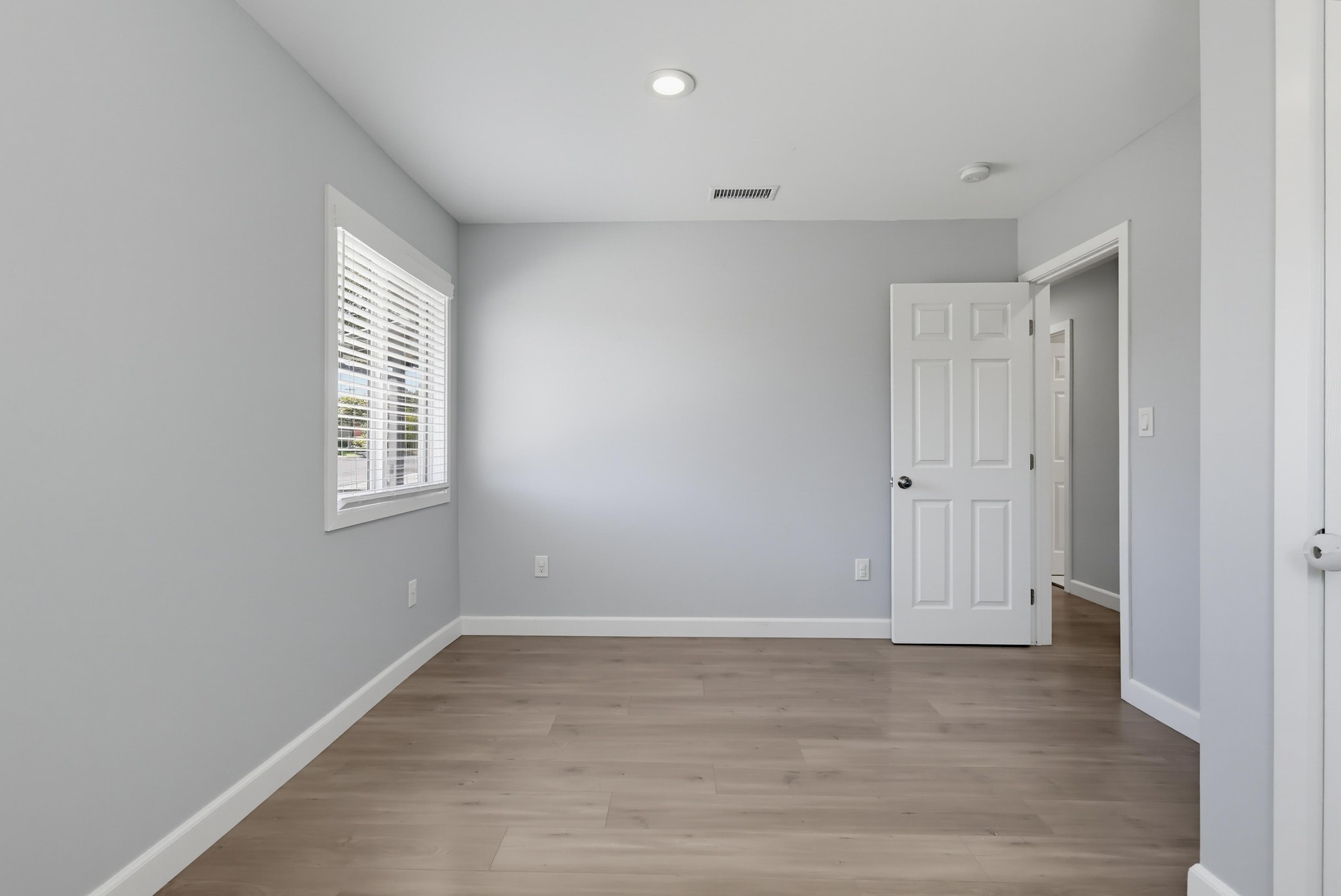 Virtual tour photo 41 of 67 for 15811 Rosalita Dr