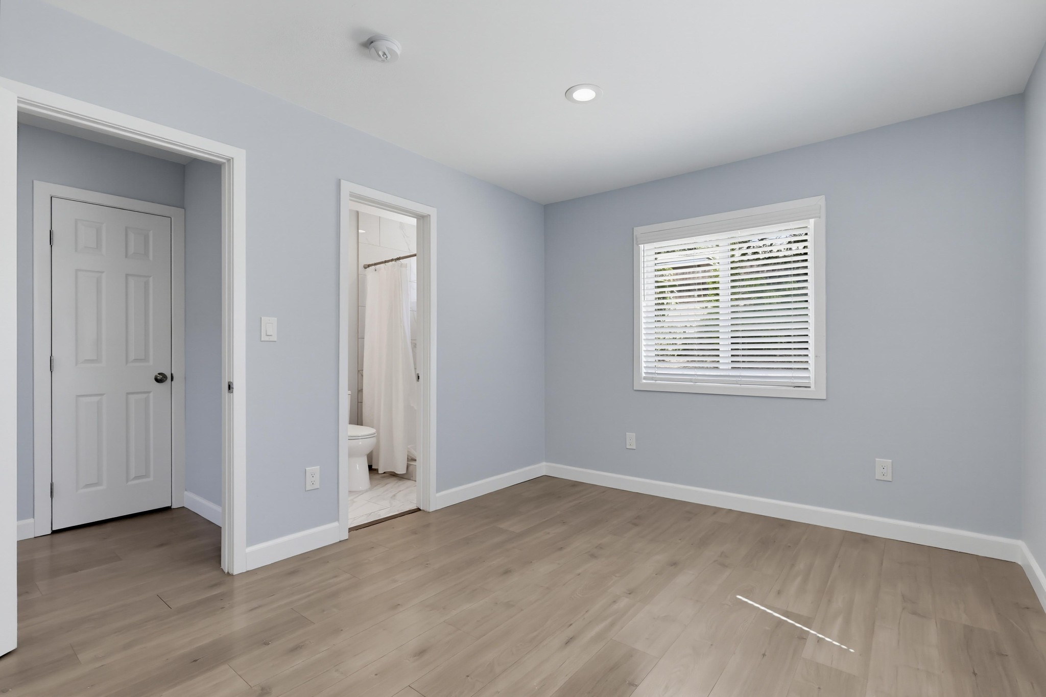 Virtual tour photo 44 of 67 for 15811 Rosalita Dr
