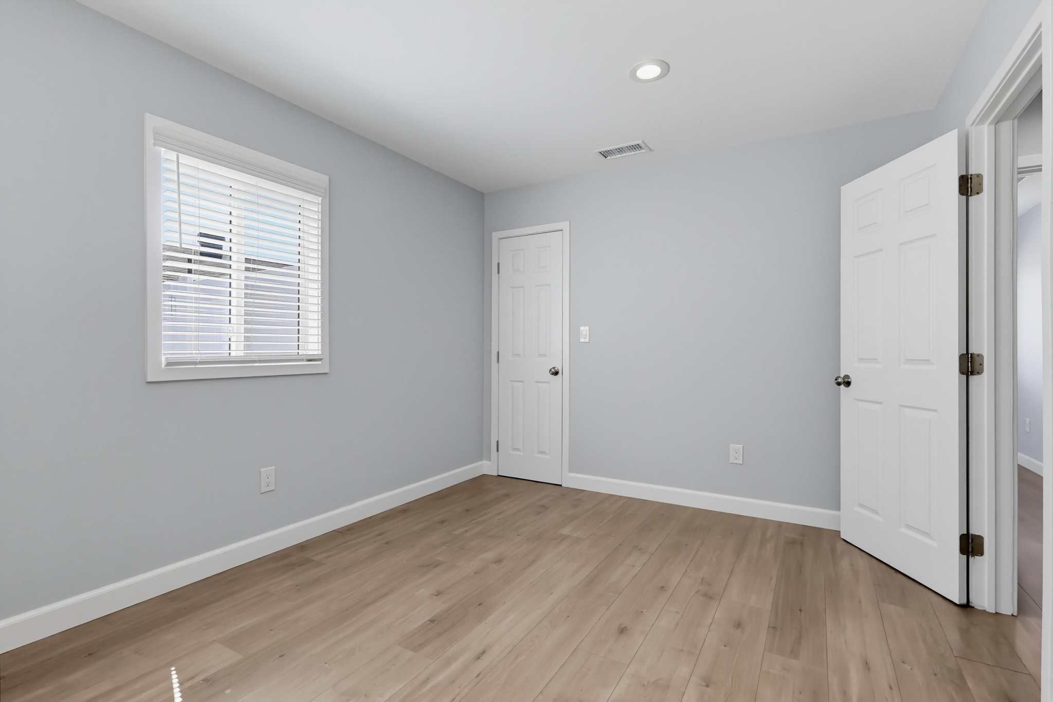 Virtual tour photo 46 of 67 for 15811 Rosalita Dr