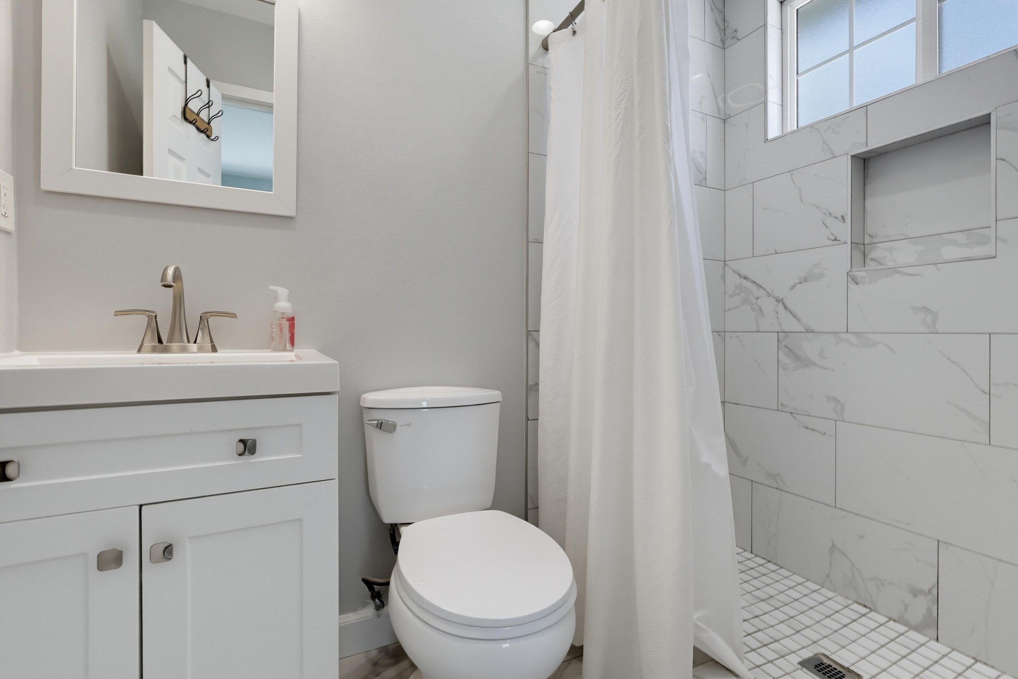 Virtual tour photo 47 of 67 for 15811 Rosalita Dr