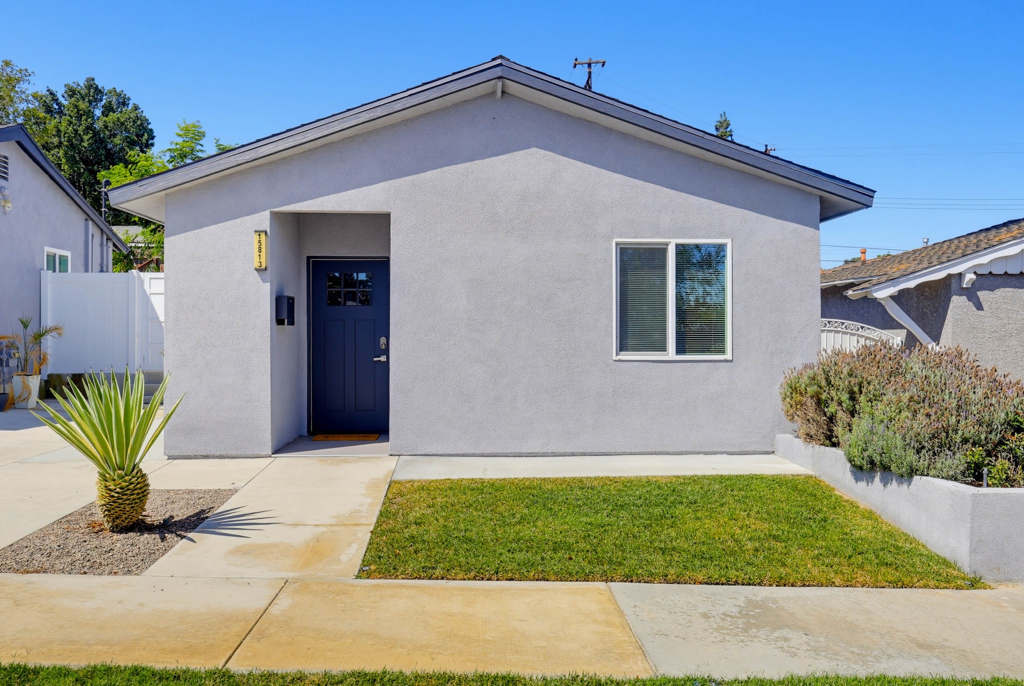 Virtual tour photo 1 of 51 for 15813 Rosalita Dr