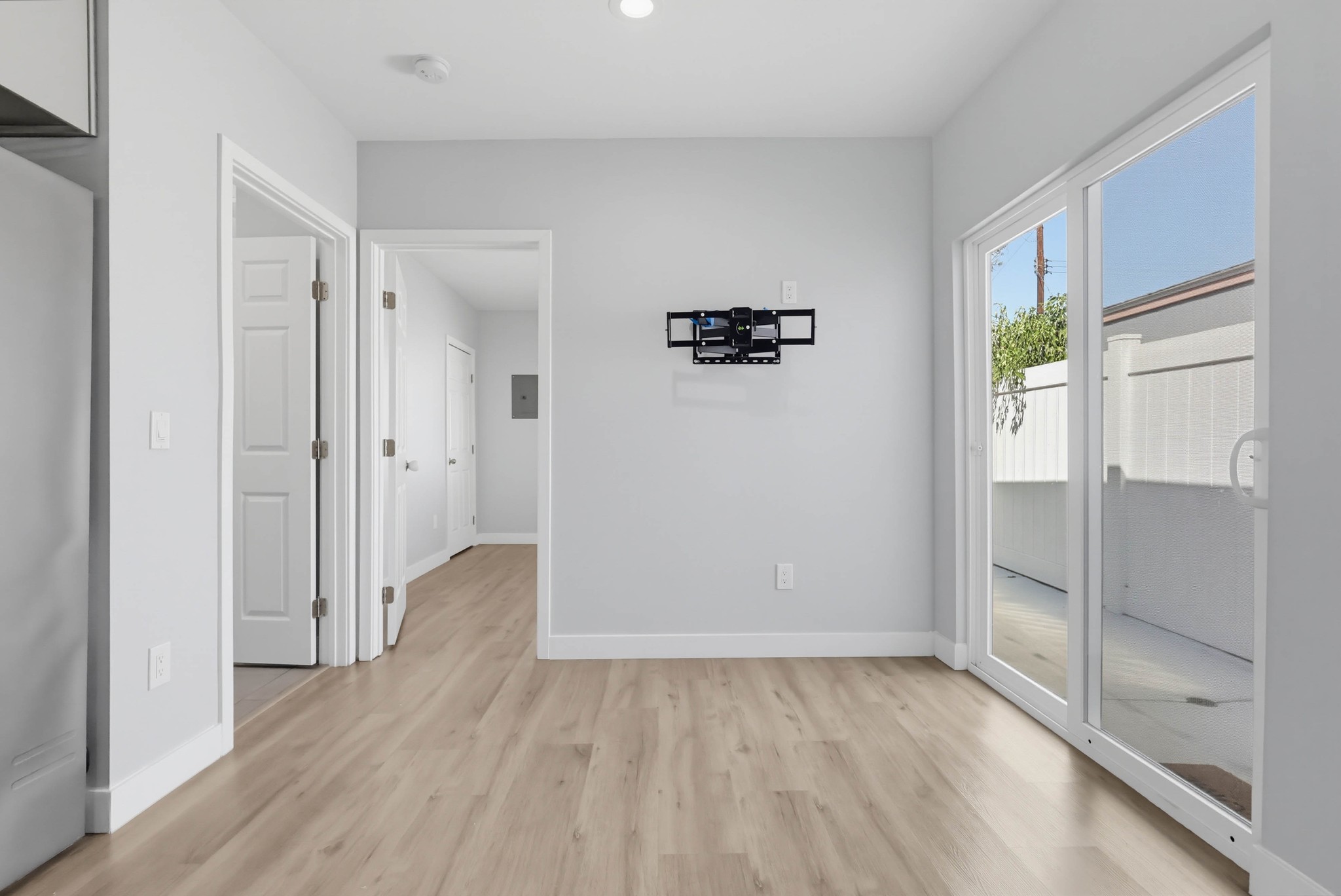 Virtual tour photo 19 of 51 for 15813 Rosalita Dr