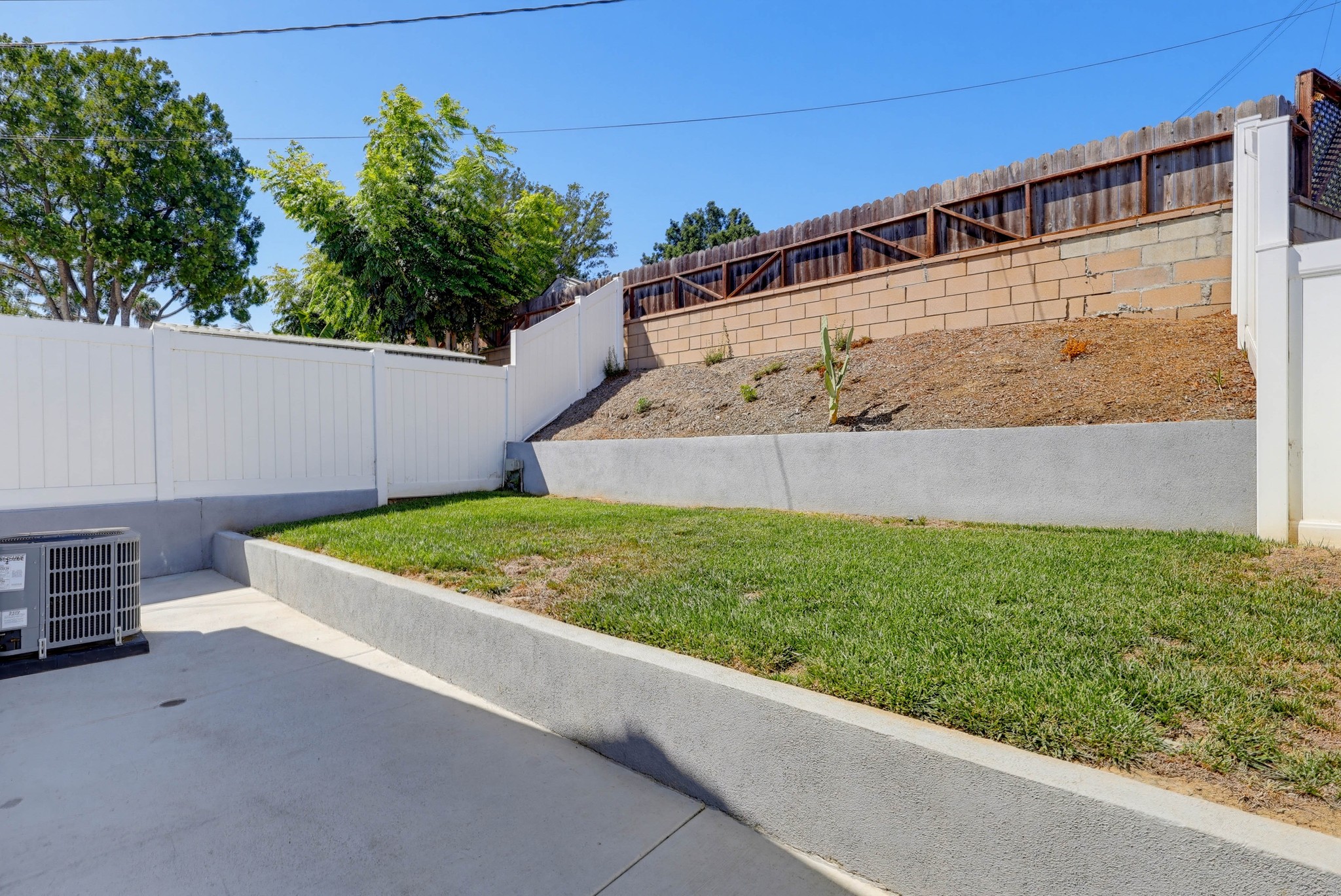 Virtual tour photo 40 of 51 for 15813 Rosalita Dr
