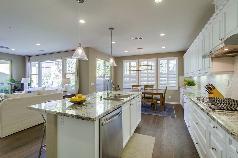 Virtual tour photo 13 of 36 for 15816 Babcock St