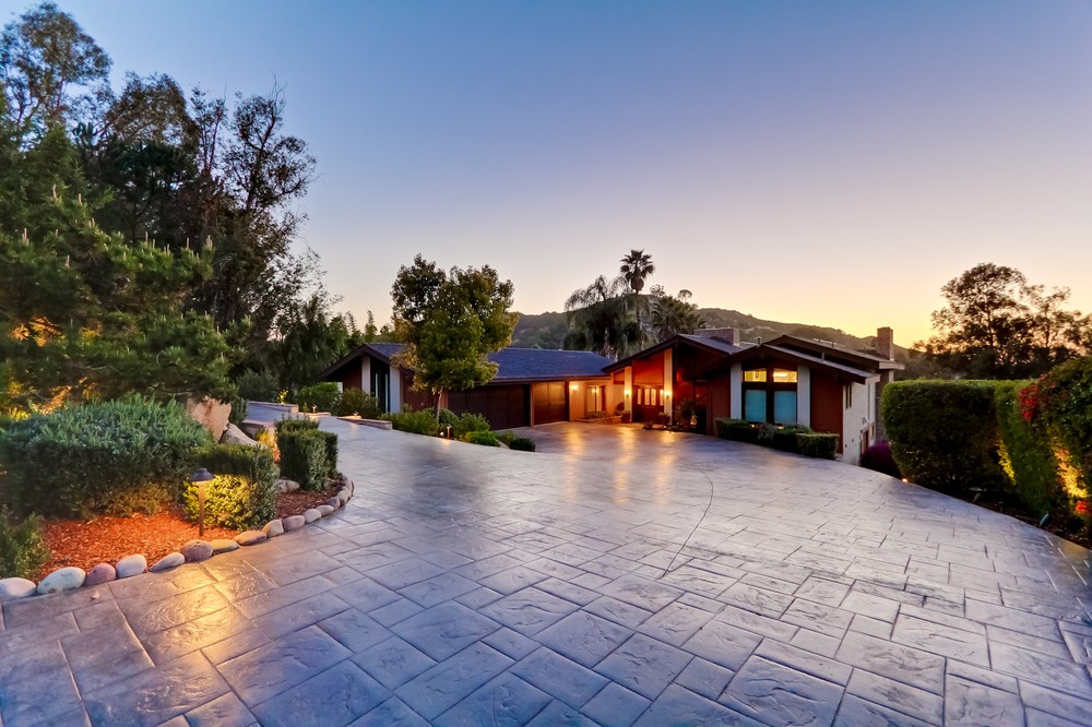 Virtual tour photo 51 of 58 for 15822 Lime Grove Road