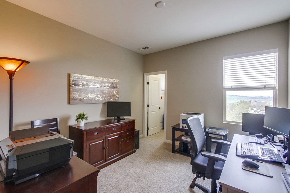 Virtual tour photo 31 of 41 for 15838 Potomac Ridge Rd
