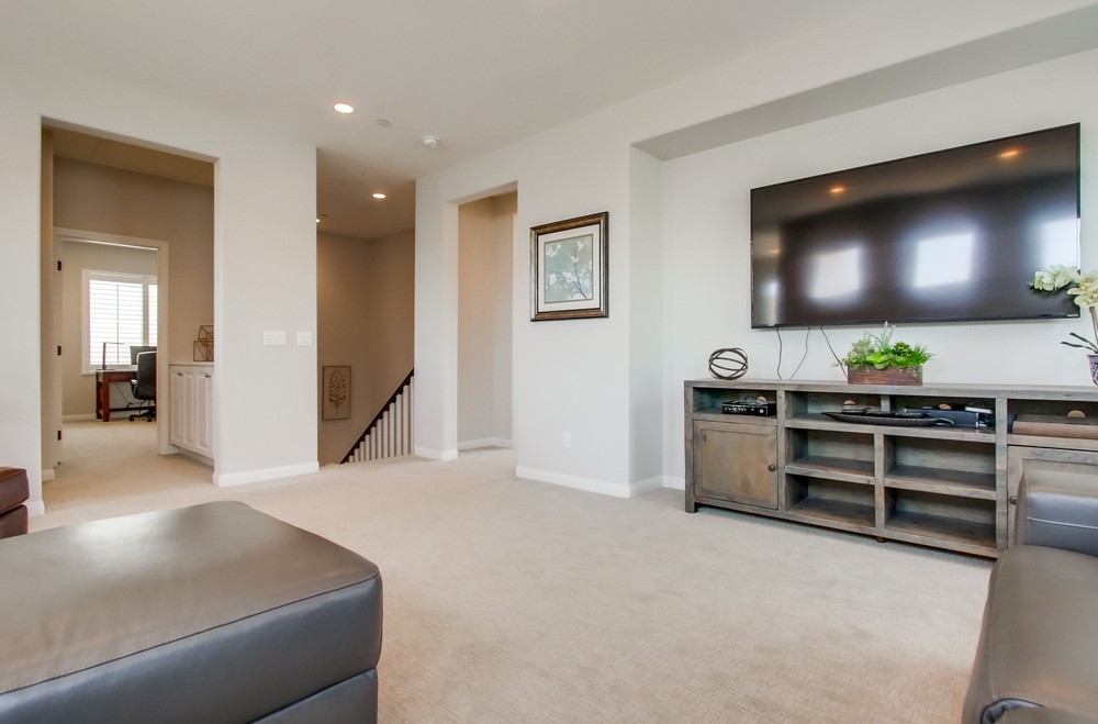 Virtual tour photo 25 of 55 for 15838 Wakefield Ln