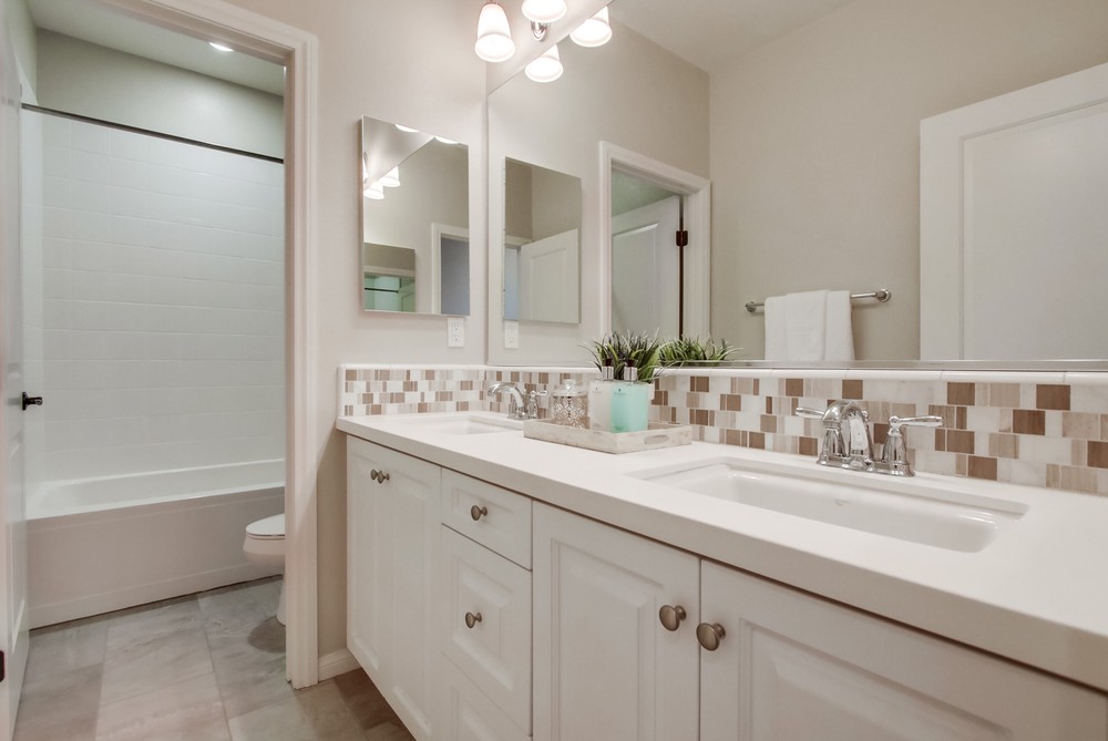 Virtual tour photo 45 of 55 for 15838 Wakefield Ln