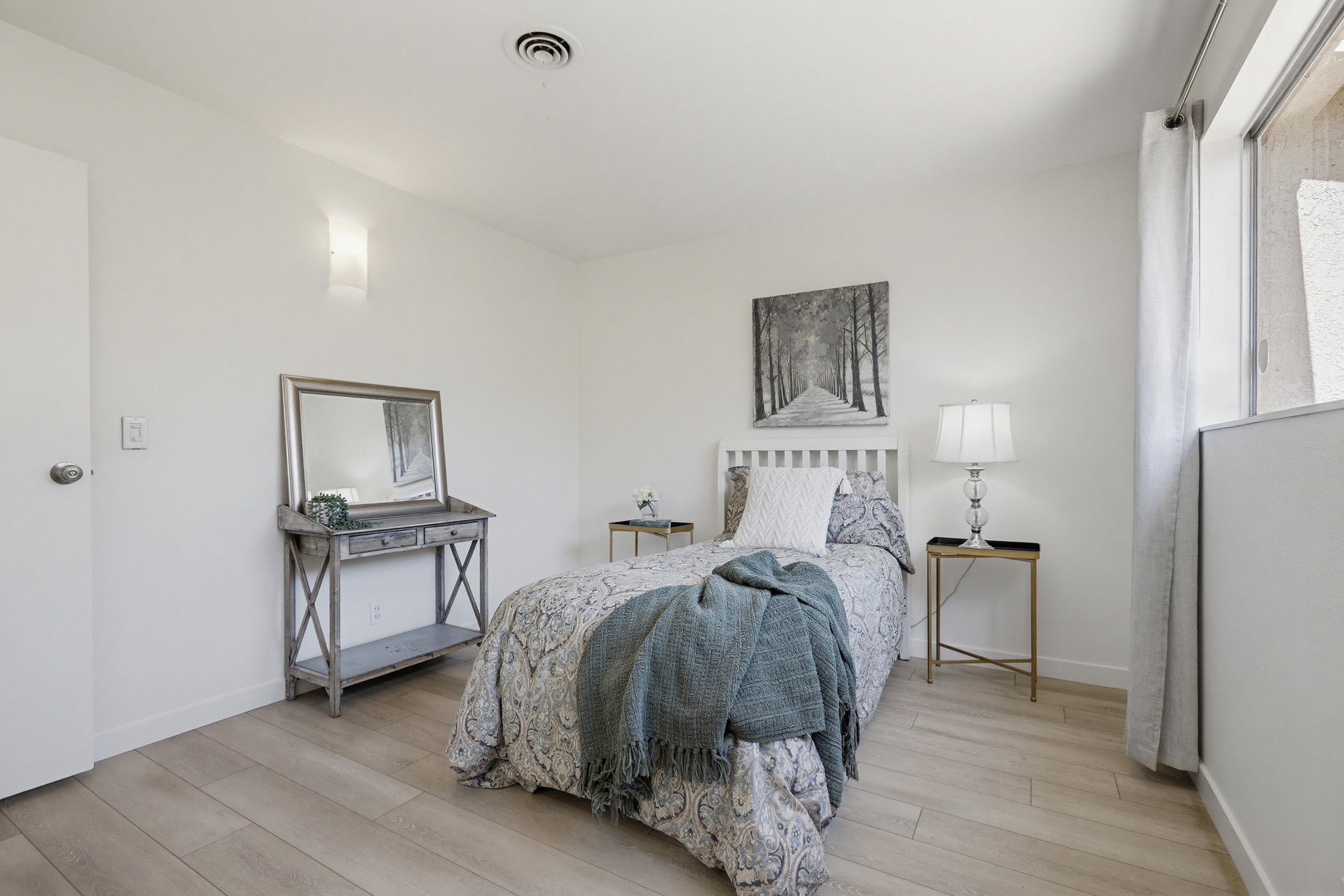 Virtual tour photo 30 of 47 for 15852 Tullow Ln
