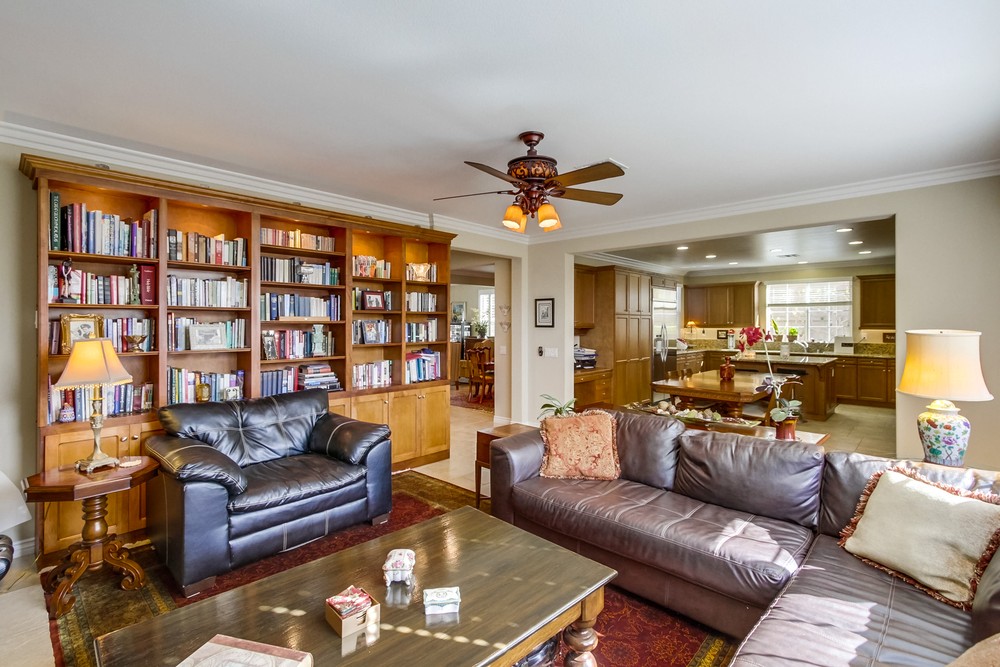 Virtual tour photo 15 of 44 for 15857 Paseo Del Sur