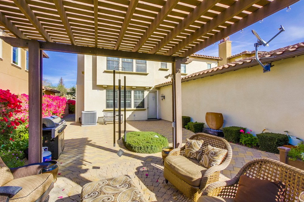 Virtual tour photo 41 of 44 for 15857 Paseo Del Sur
