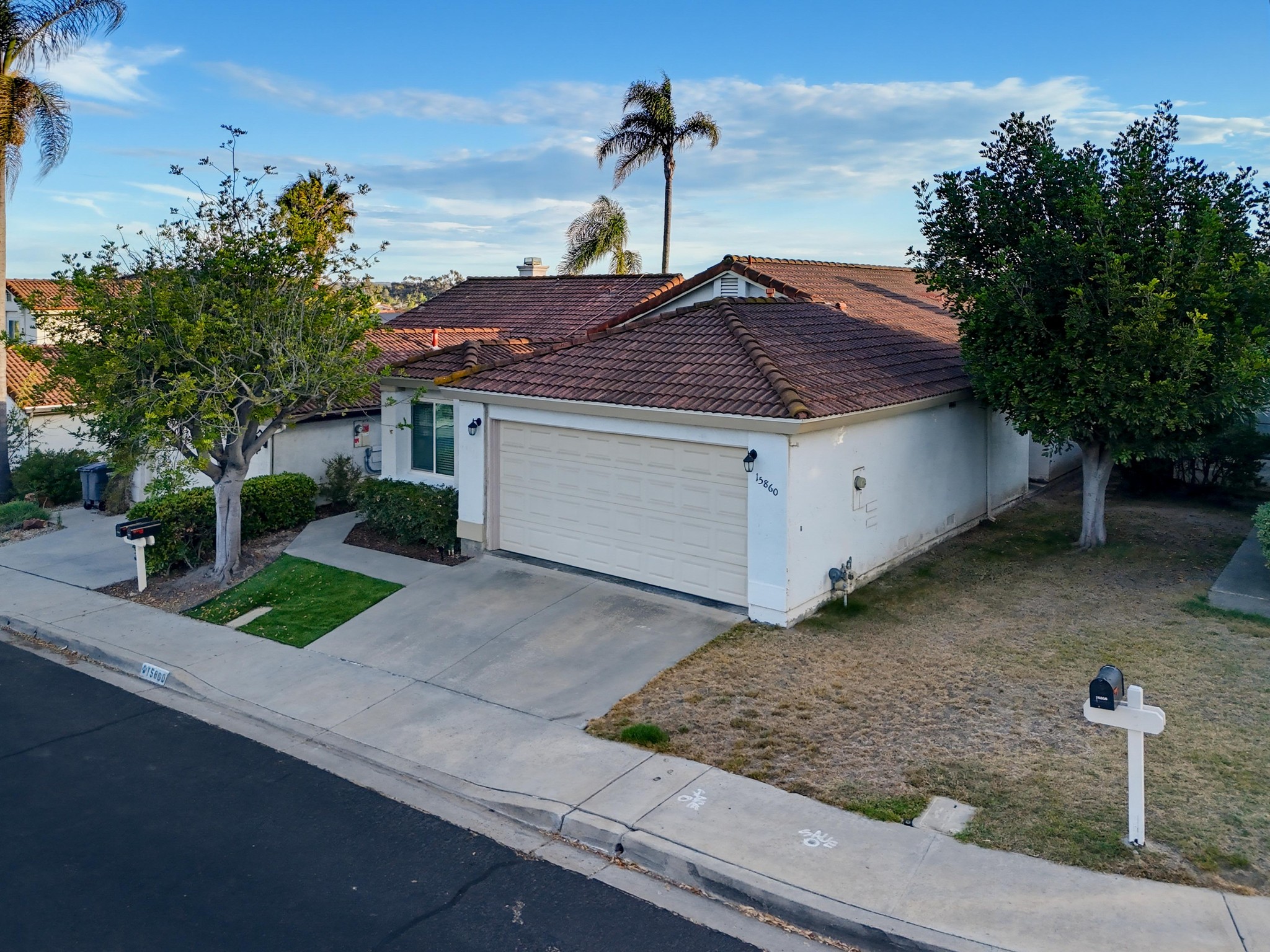 Virtual tour photo 4 of 47 for 15860 Caminito Cercado
