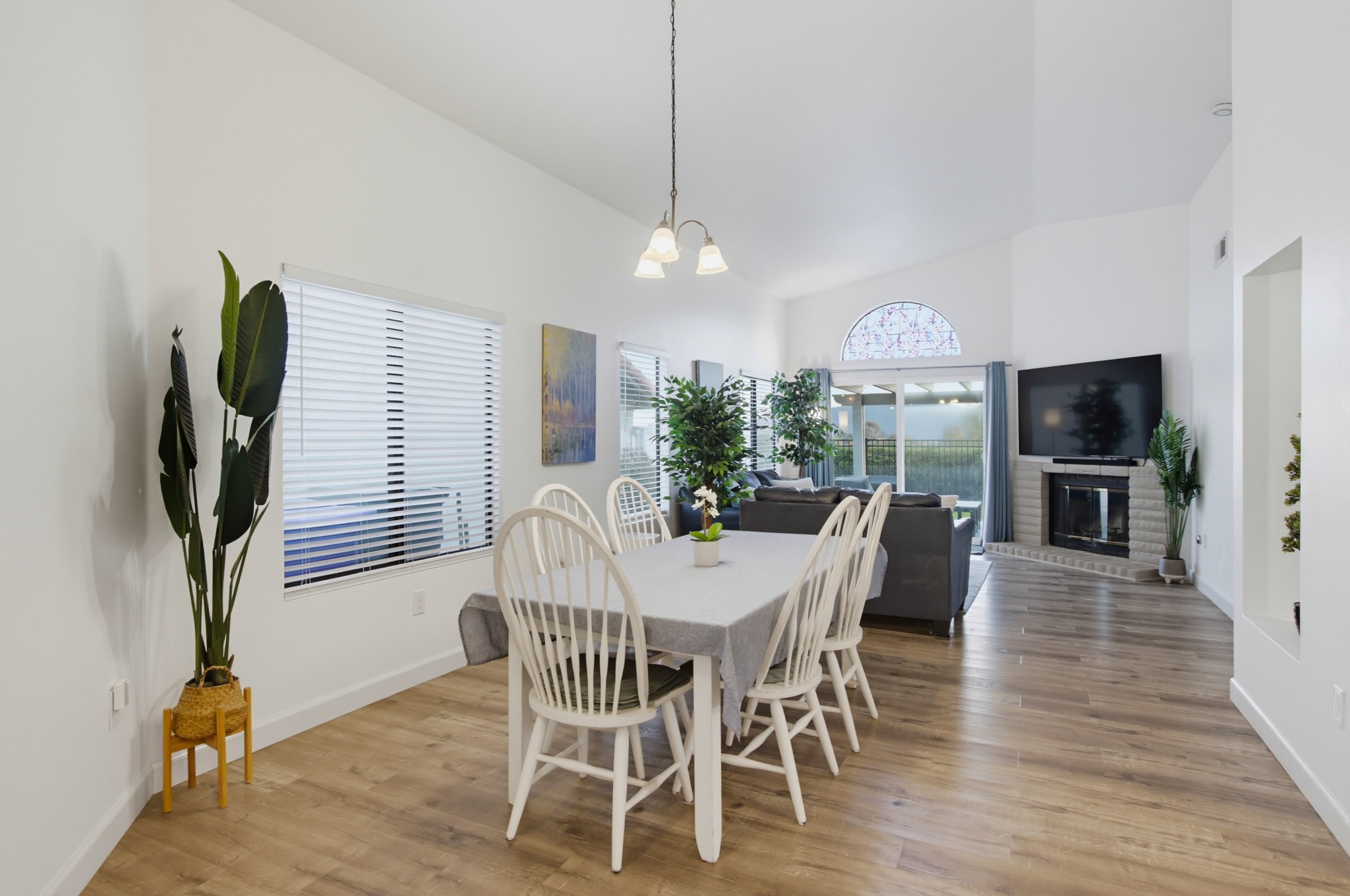 Virtual tour photo 6 of 81 for 15860 Caminito Cercado