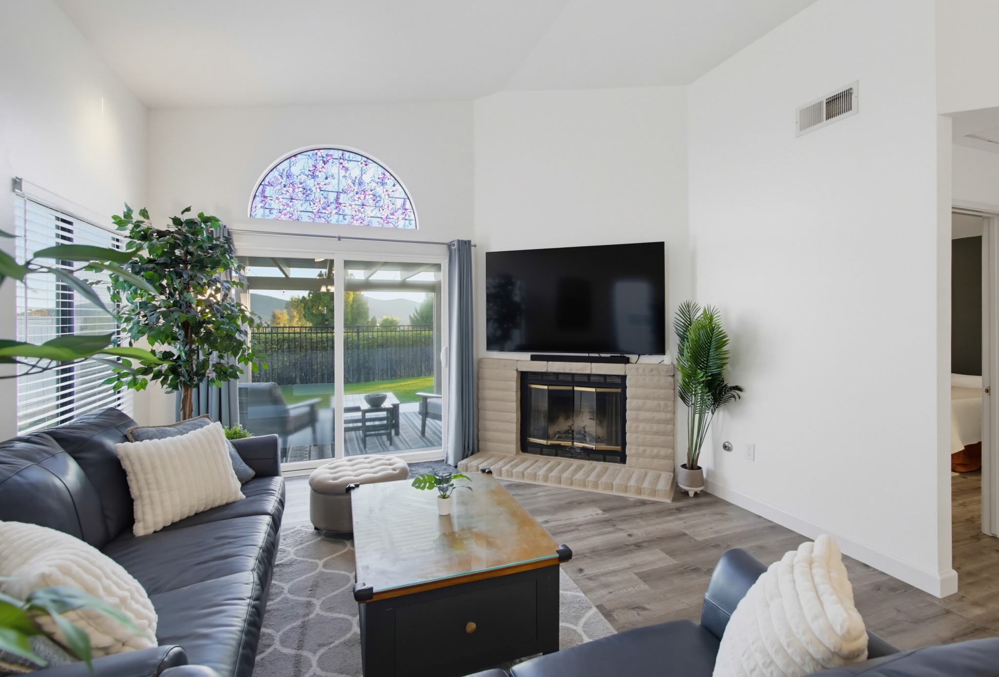 Virtual tour photo 9 of 81 for 15860 Caminito Cercado