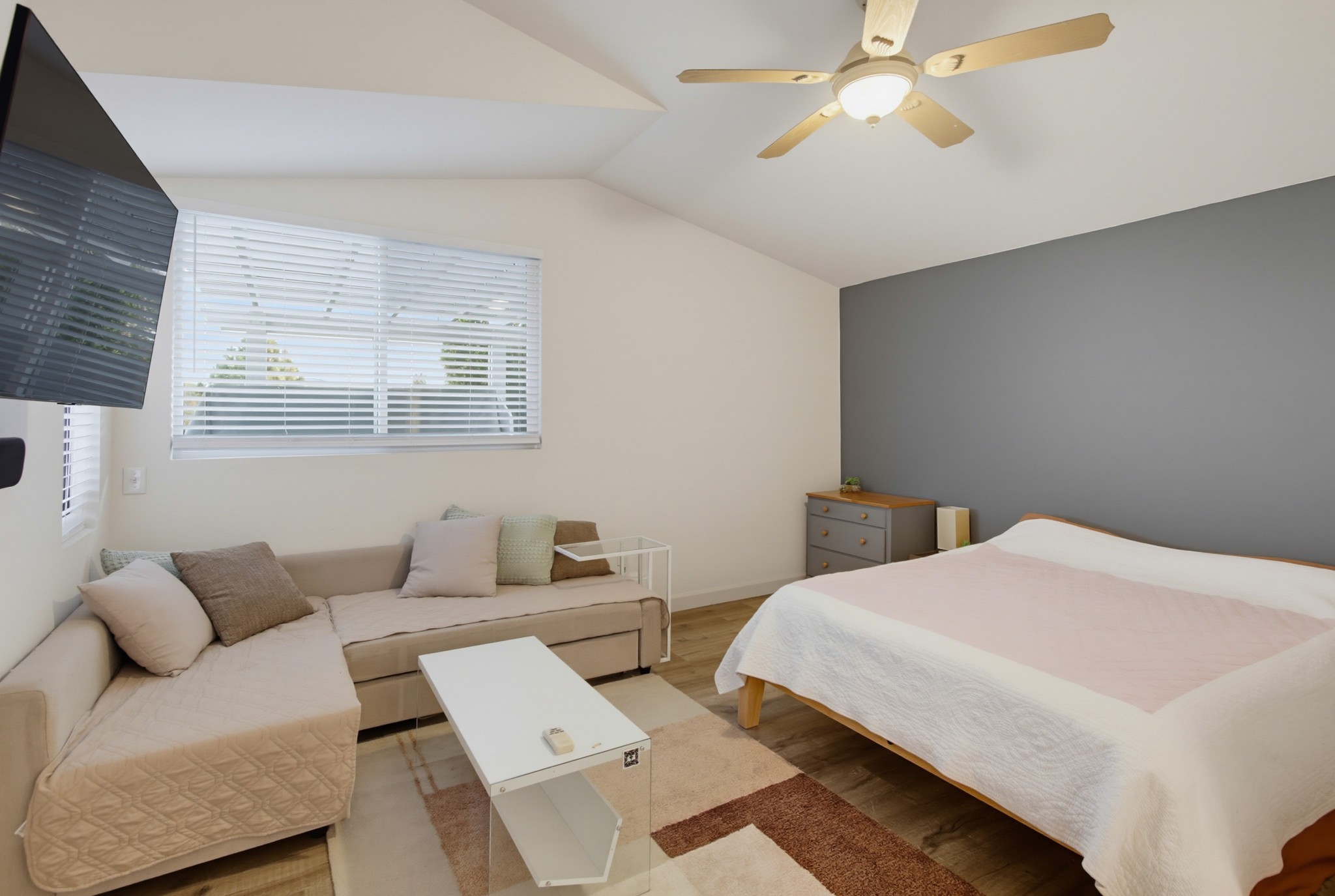 Virtual tour photo 20 of 81 for 15860 Caminito Cercado